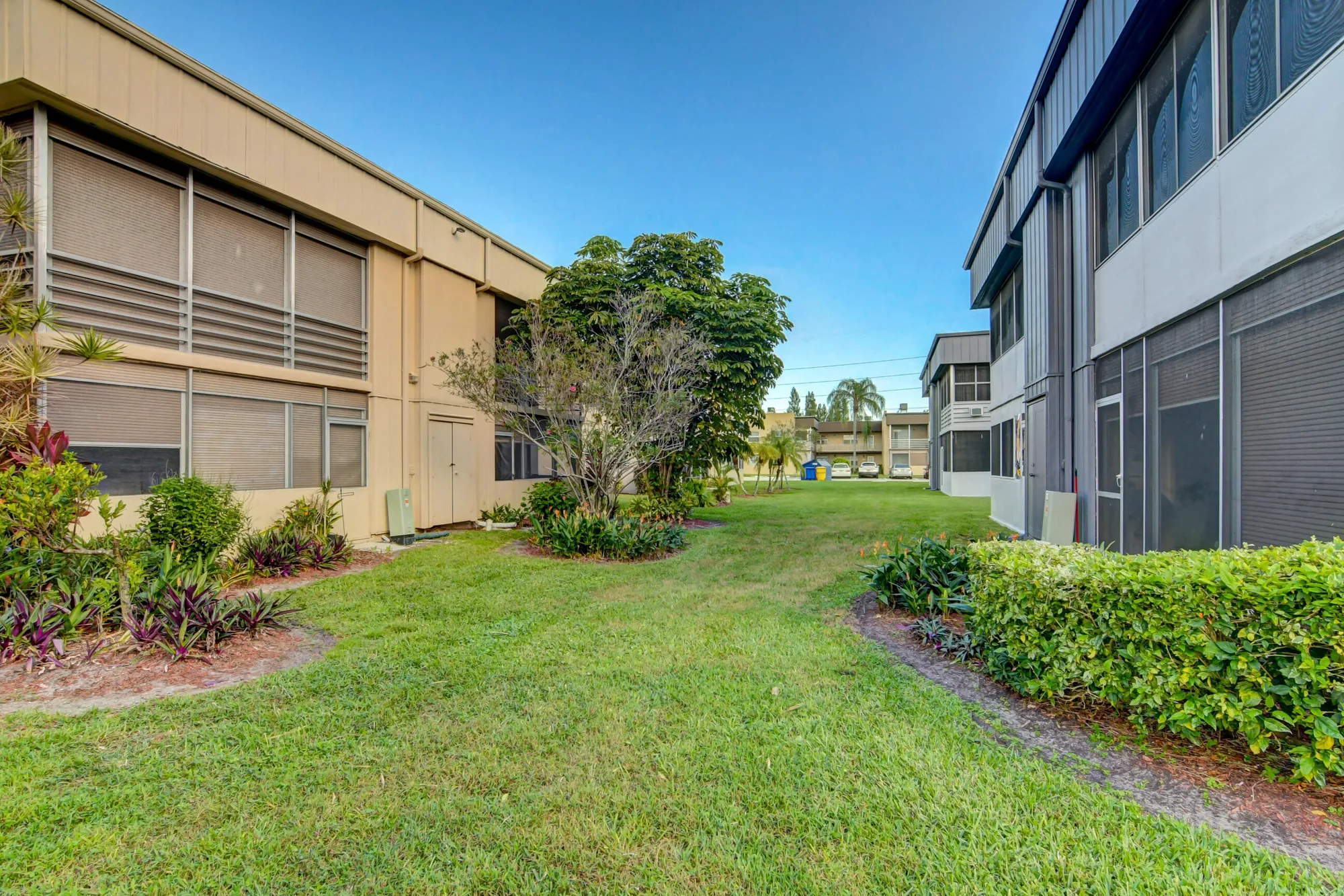 Property Slideshow image 15 of 16 | 42 burgundy a, Delray Beach, FL, 33484