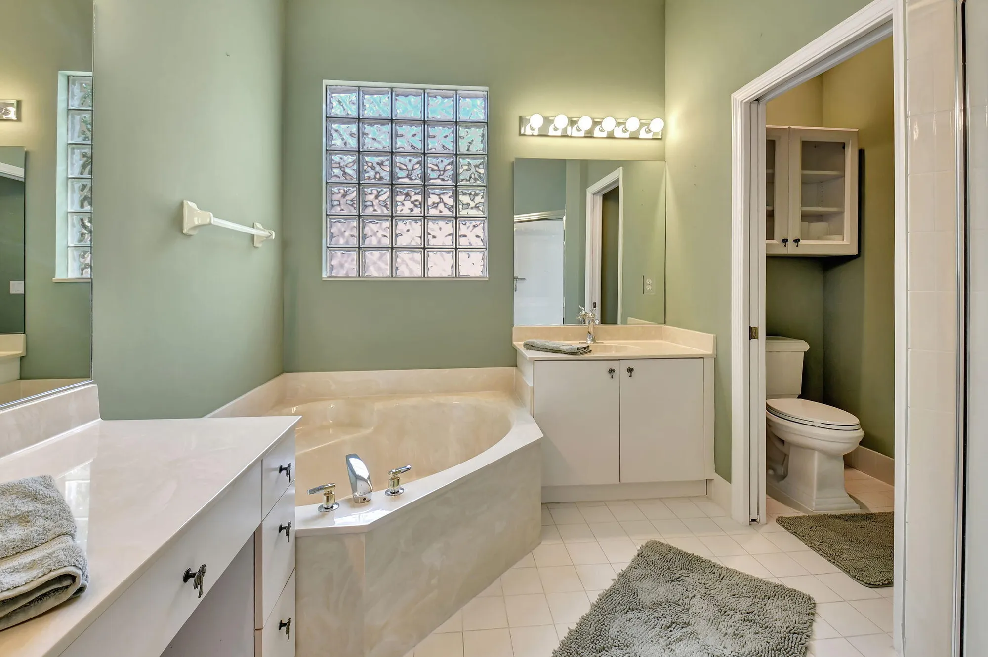 Property Slideshow image 31 of 83 | 7936 rockford rd, Boynton Beach, FL, 33472