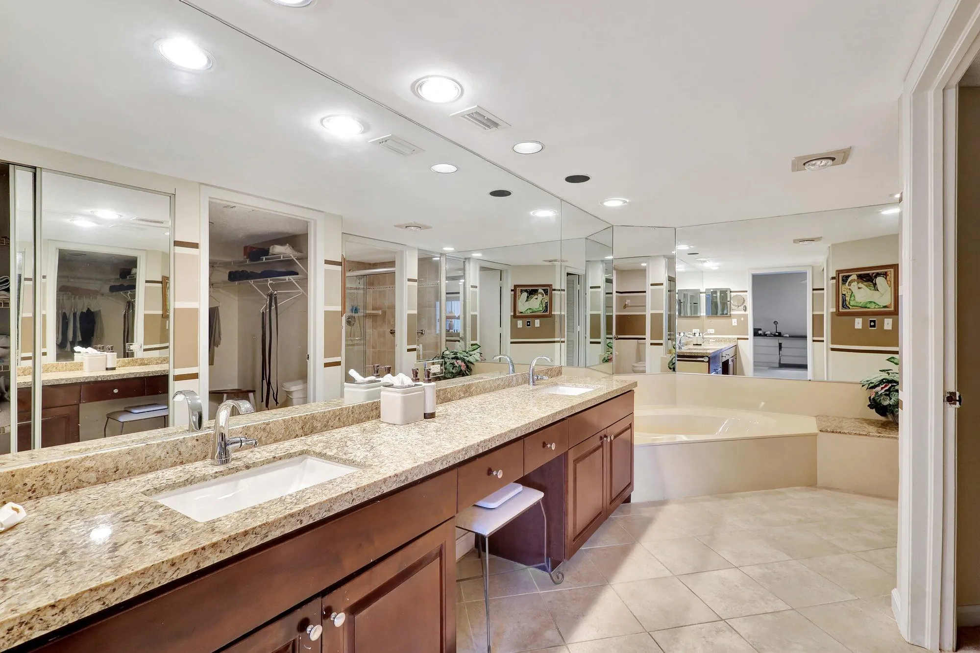 Property Slideshow image 19 of 88 | 7449 glendevon ln apt 104, Delray Beach, FL, 33446