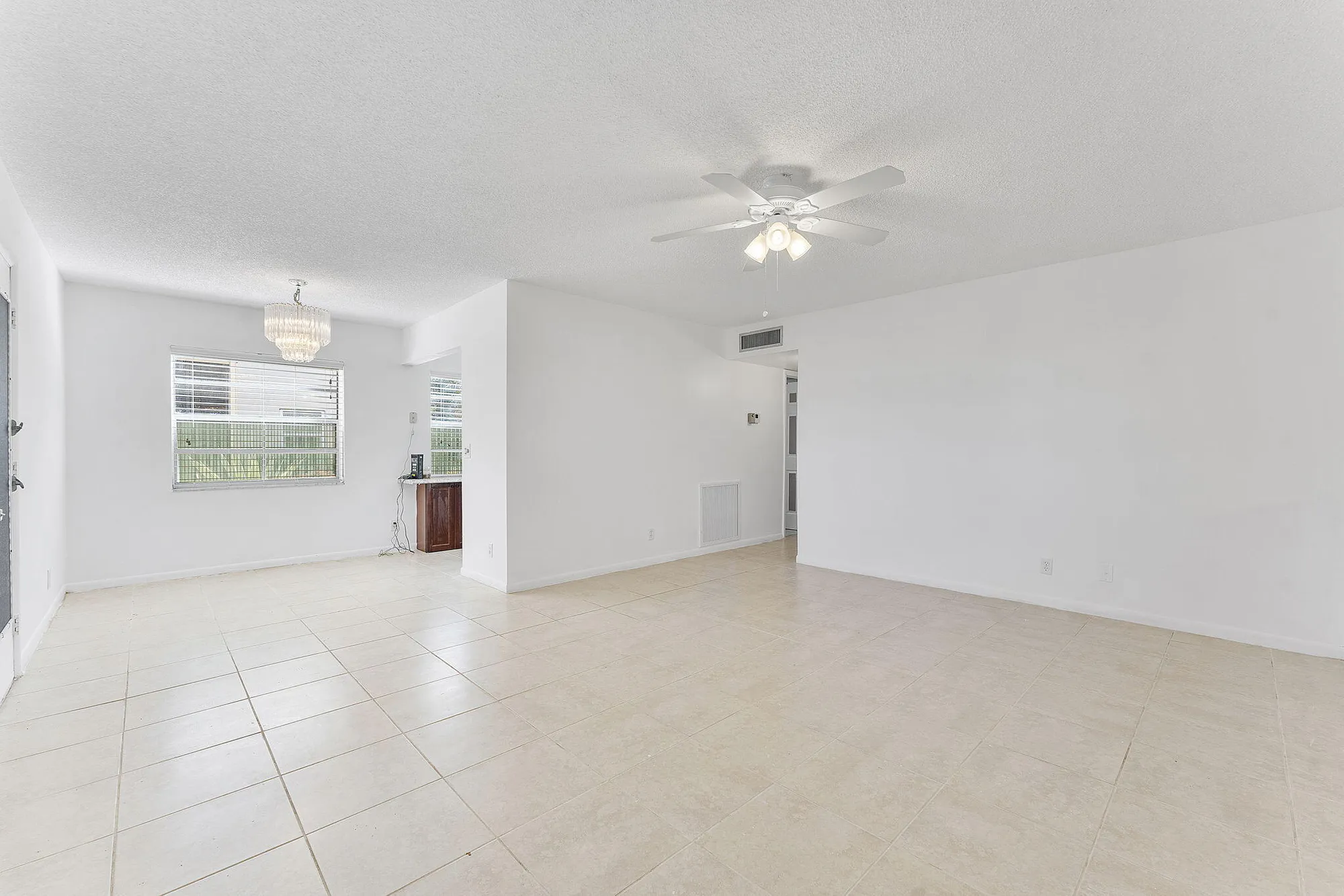 Property Slideshow image 8 of 27 | 877 flanders, Delray Beach, FL, 33484