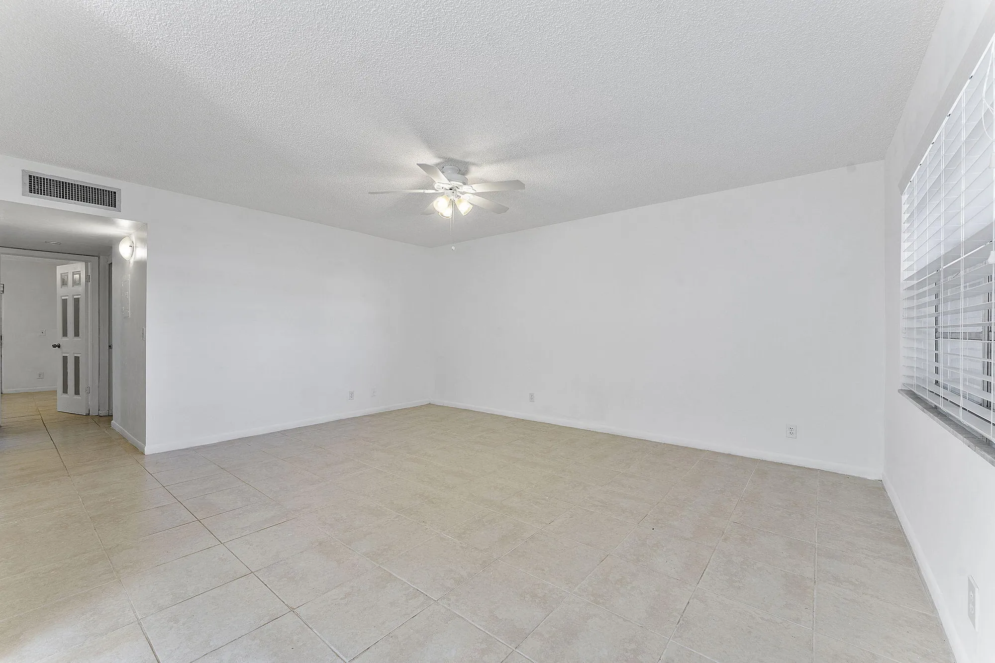 Property Slideshow image 11 of 27 | 877 flanders, Delray Beach, FL, 33484