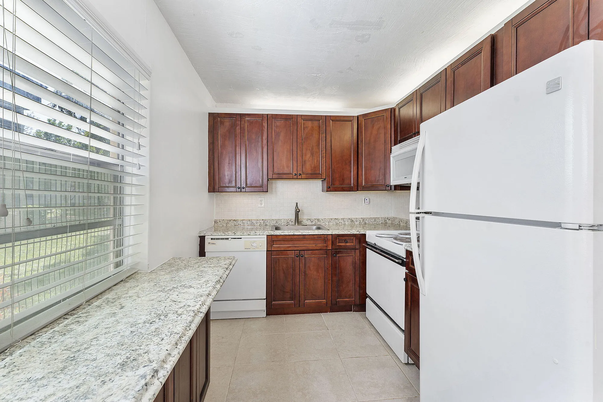Property Slideshow image 14 of 27 | 877 flanders, Delray Beach, FL, 33484
