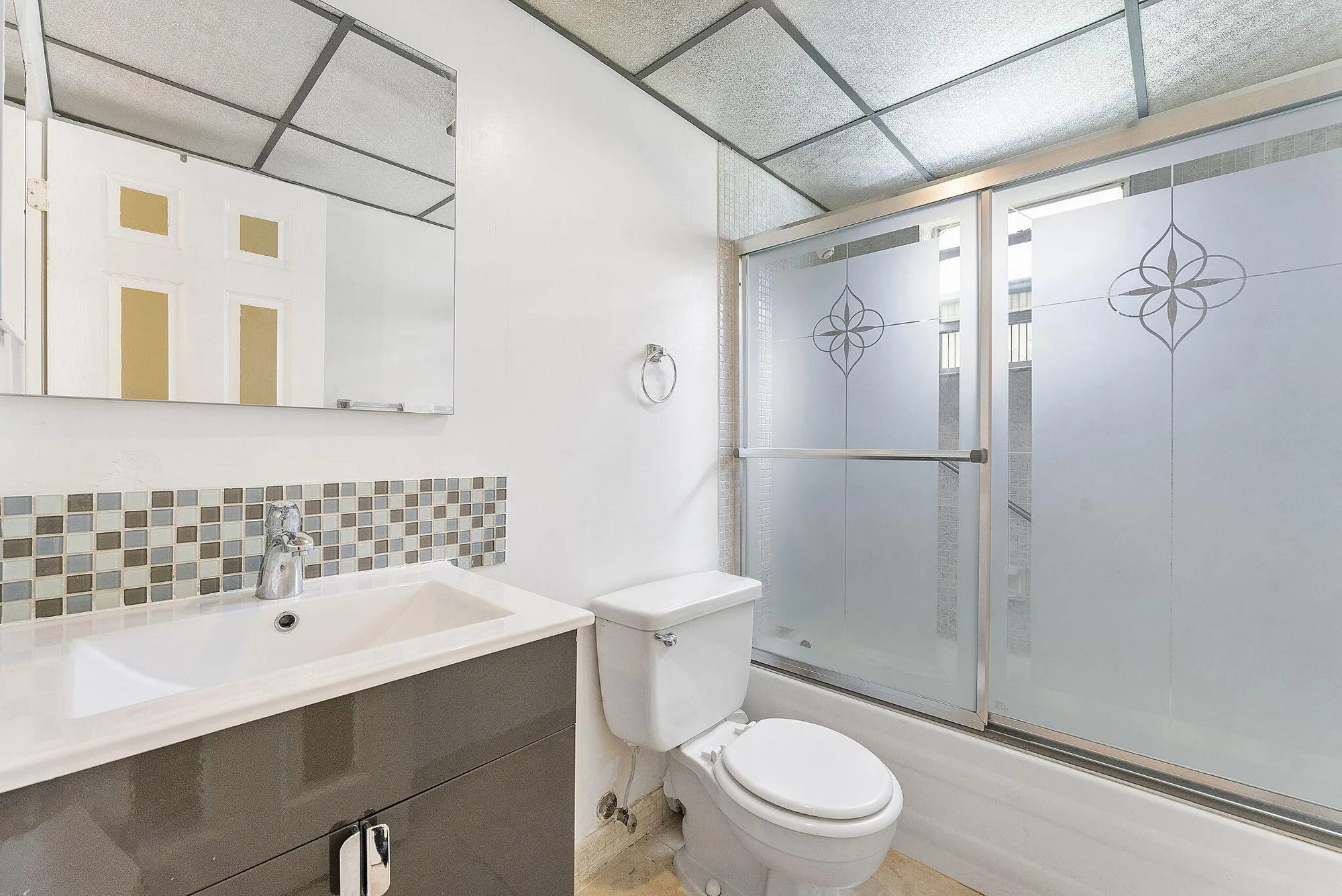 Property Slideshow image 17 of 27 | 877 flanders, Delray Beach, FL, 33484