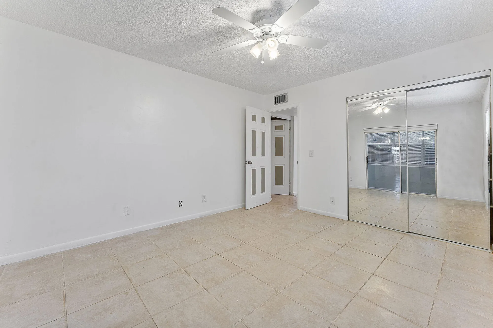 Property Slideshow image 21 of 27 | 877 flanders, Delray Beach, FL, 33484