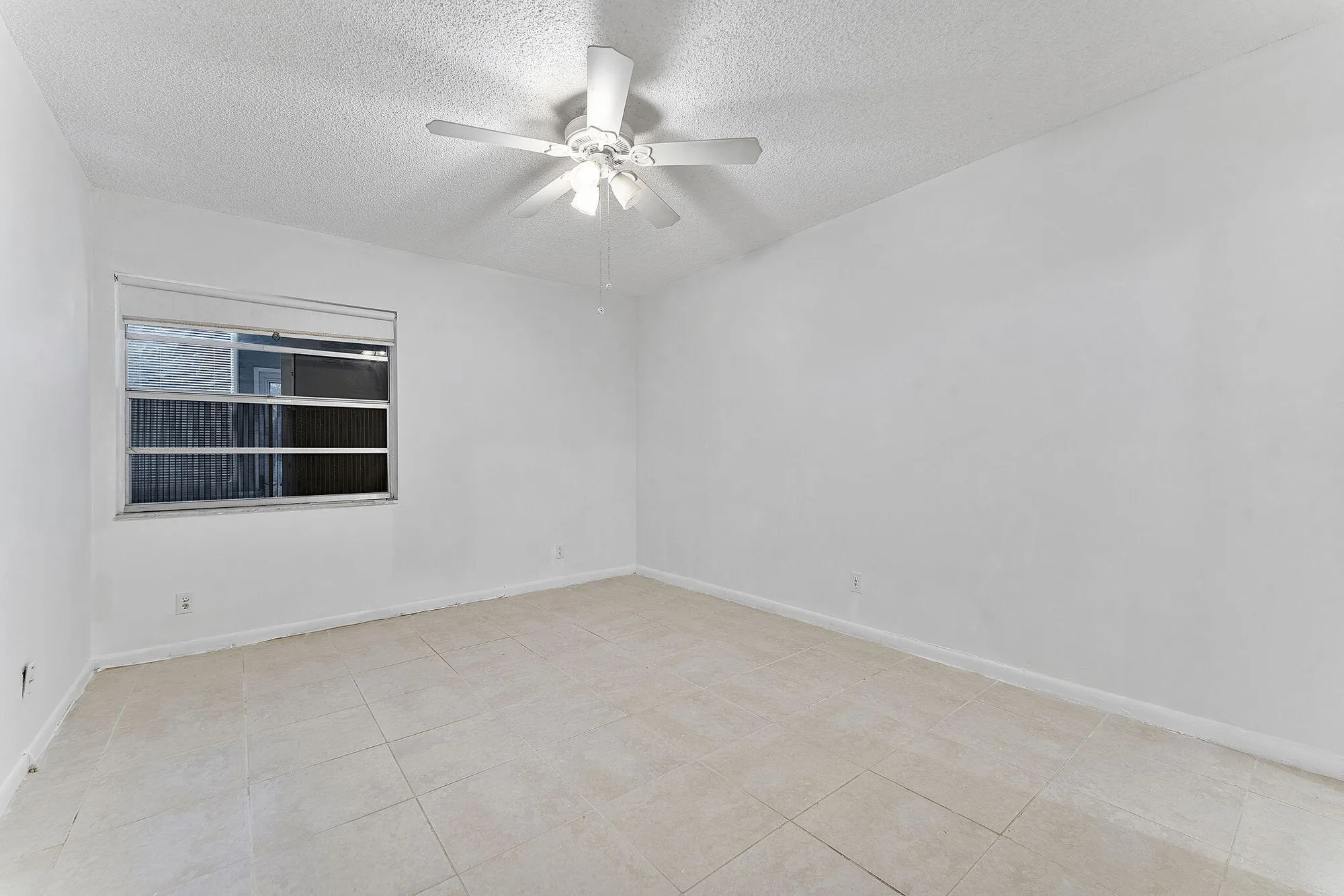 Property Slideshow image 22 of 27 | 877 flanders, Delray Beach, FL, 33484