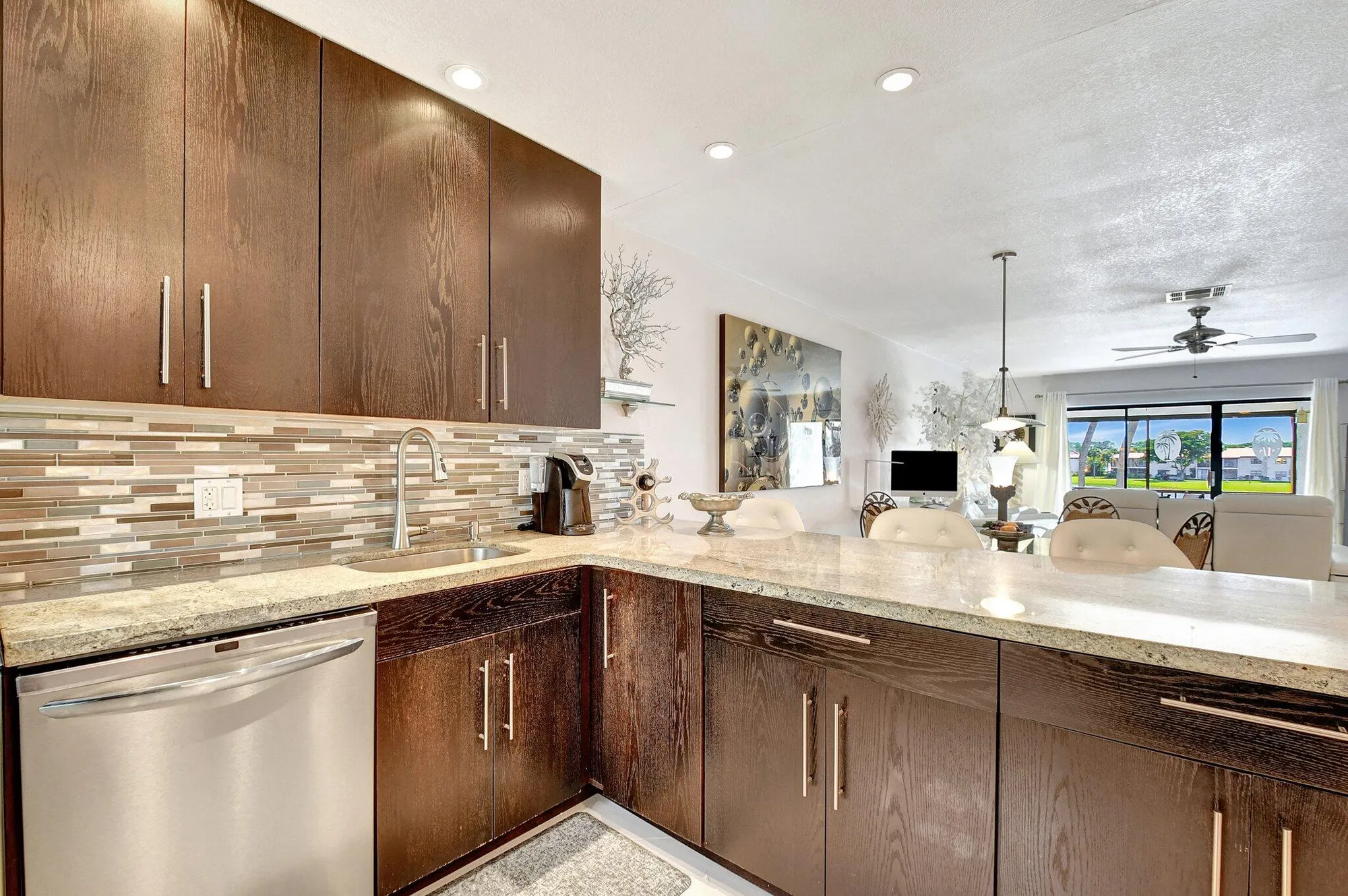 Property Slideshow image 17 of 54 | 21219 lago cir f, Boca Raton, FL, 33433