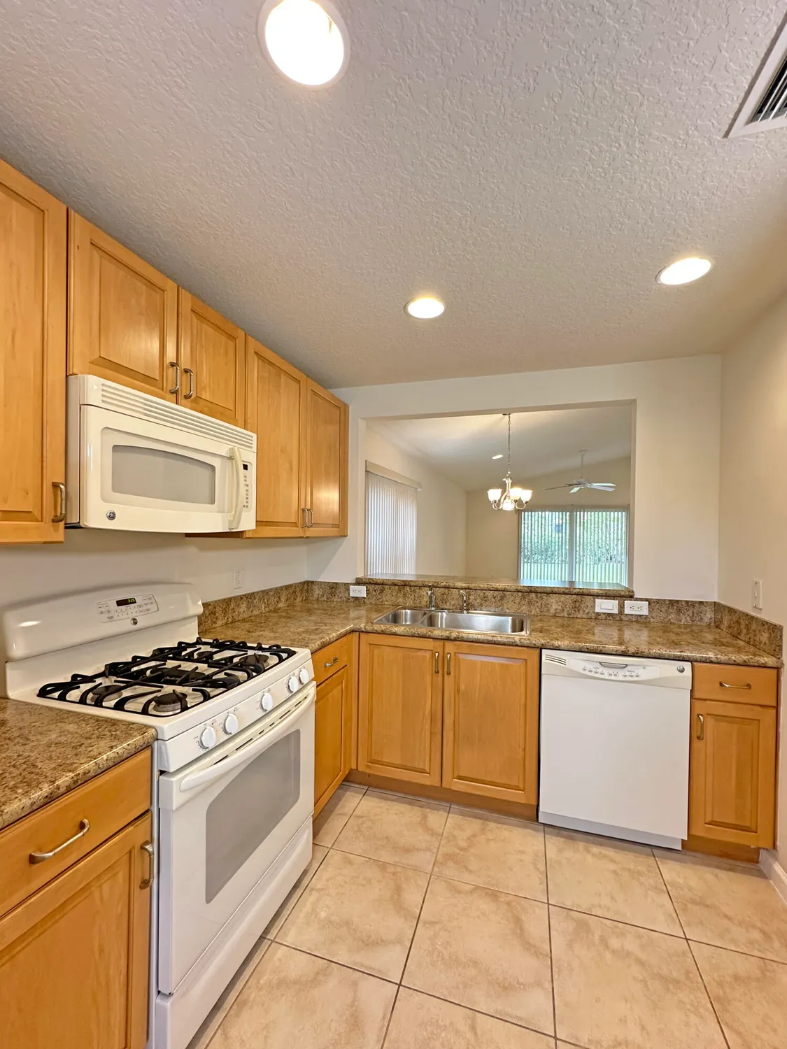 Property Slideshow image 12 of 56 | 11329 sw birch tree cir, Port Saint Lucie, FL, 34987