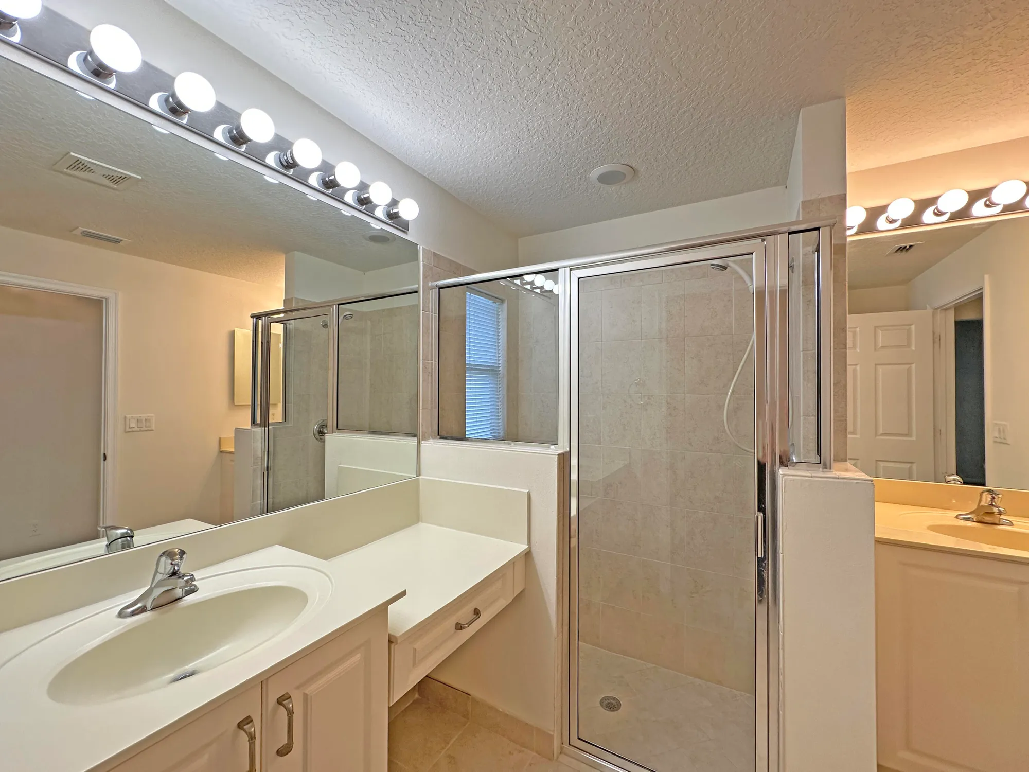 Property Slideshow image 20 of 56 | 11329 sw birch tree cir, Port Saint Lucie, FL, 34987
