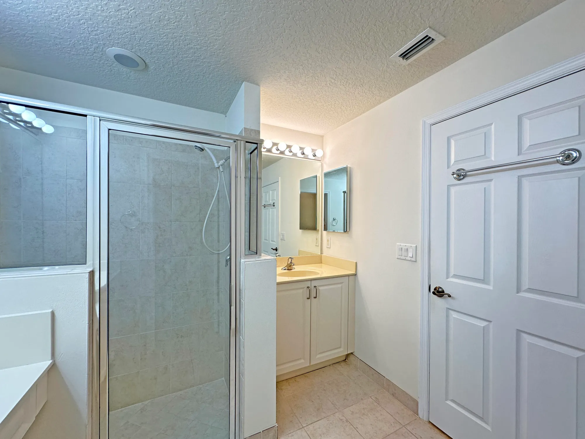 Property Slideshow image 21 of 56 | 11329 sw birch tree cir, Port Saint Lucie, FL, 34987