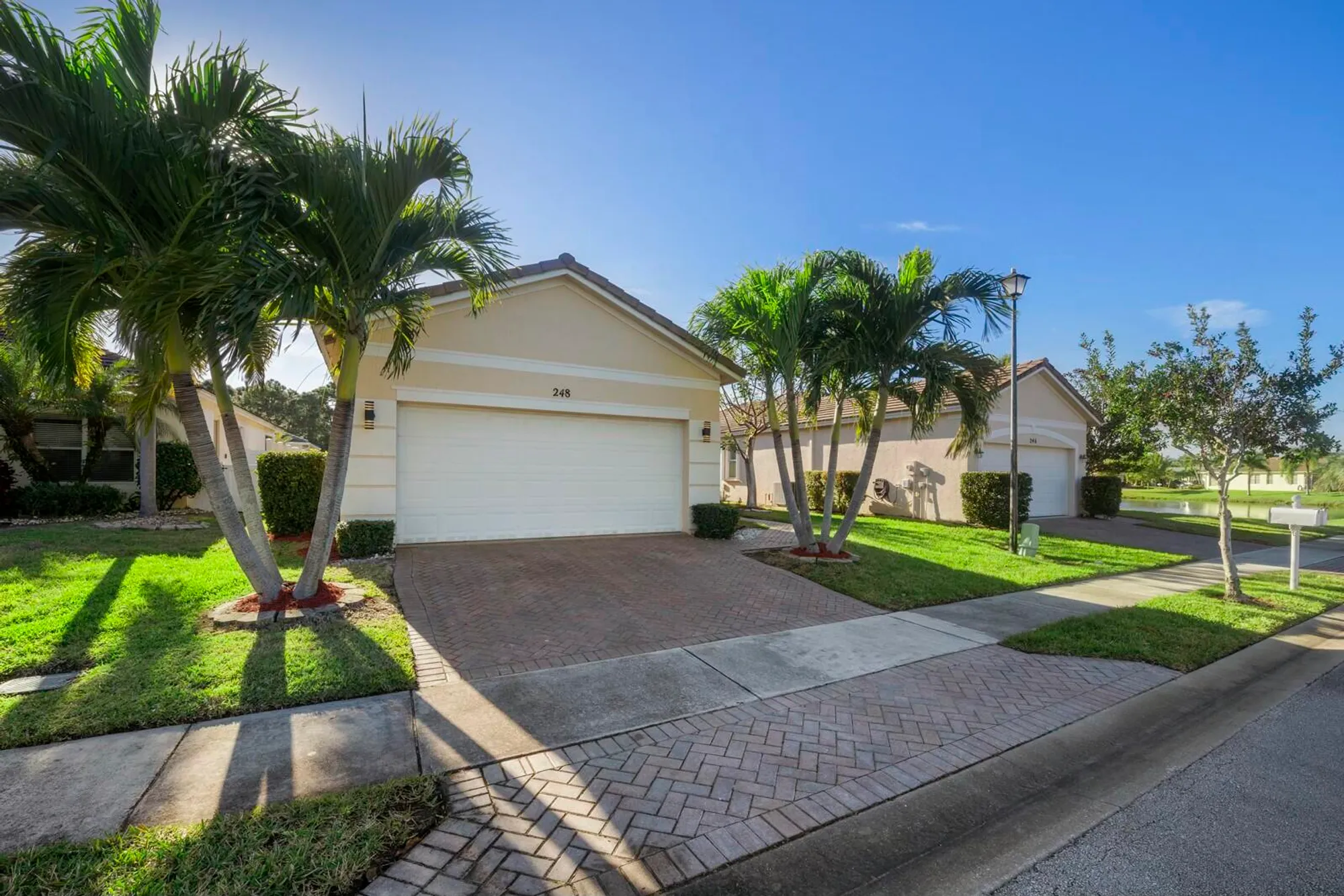 Property Slideshow image 2 of 35 | 248 sw manatee springs way, Port Saint Lucie, FL, 34986