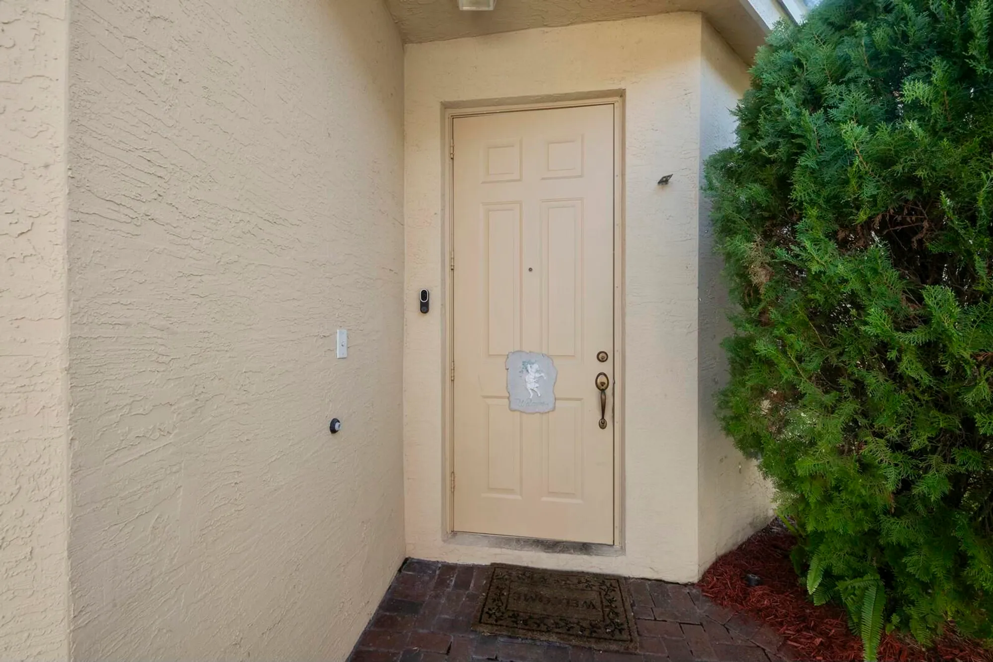 Property Slideshow image 5 of 35 | 248 sw manatee springs way, Port Saint Lucie, FL, 34986