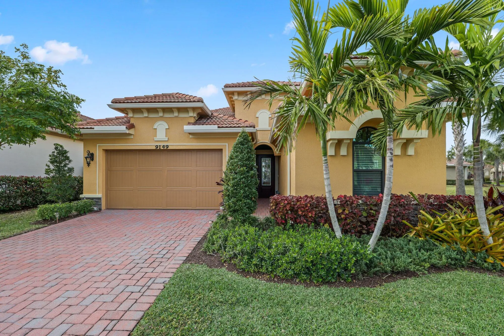 Property Slideshow image 43 of 66 | 9149 leon cir, Parkland, FL, 33076