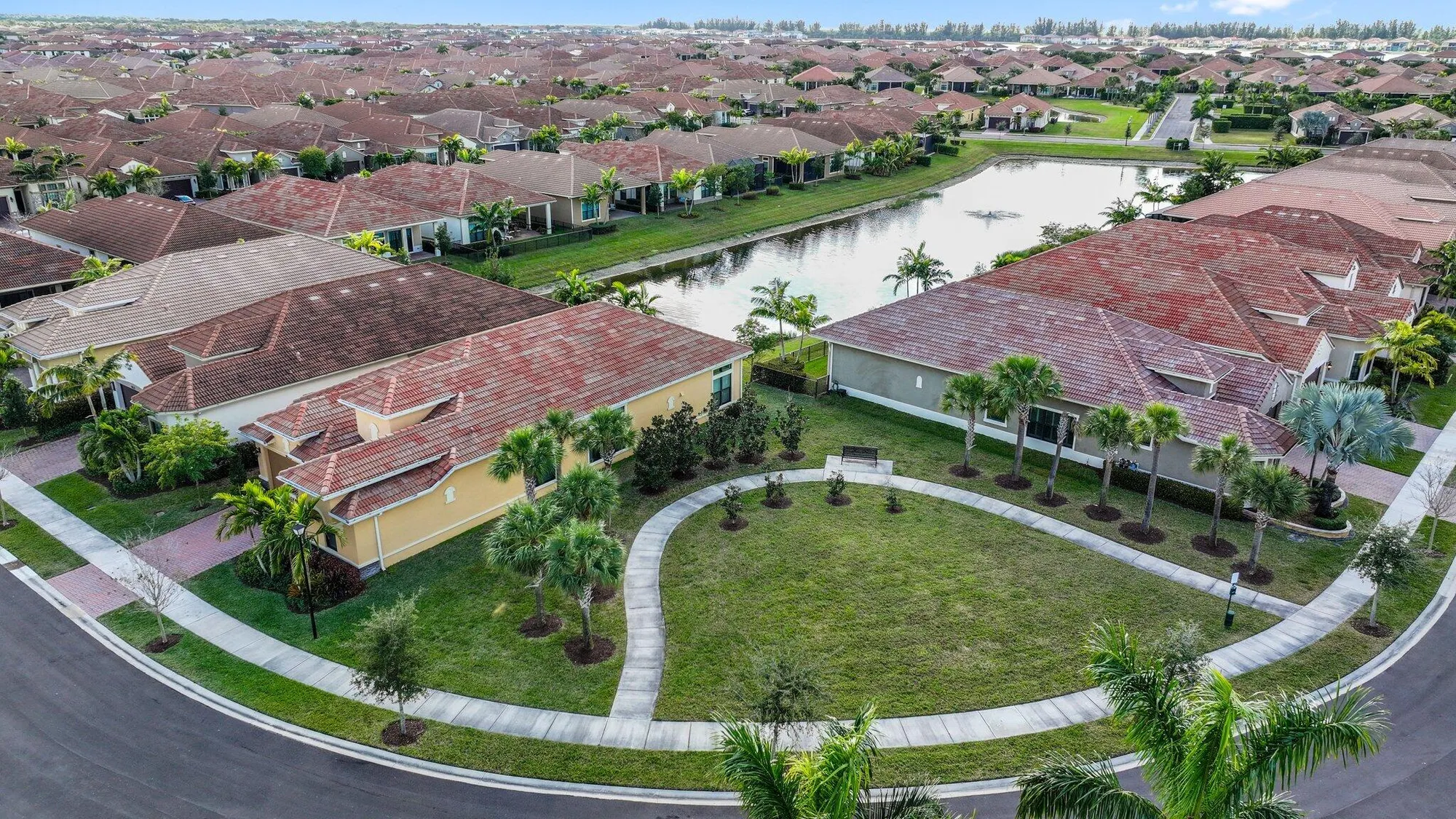 Property Slideshow image 41 of 66 | 9149 leon cir, Parkland, FL, 33076