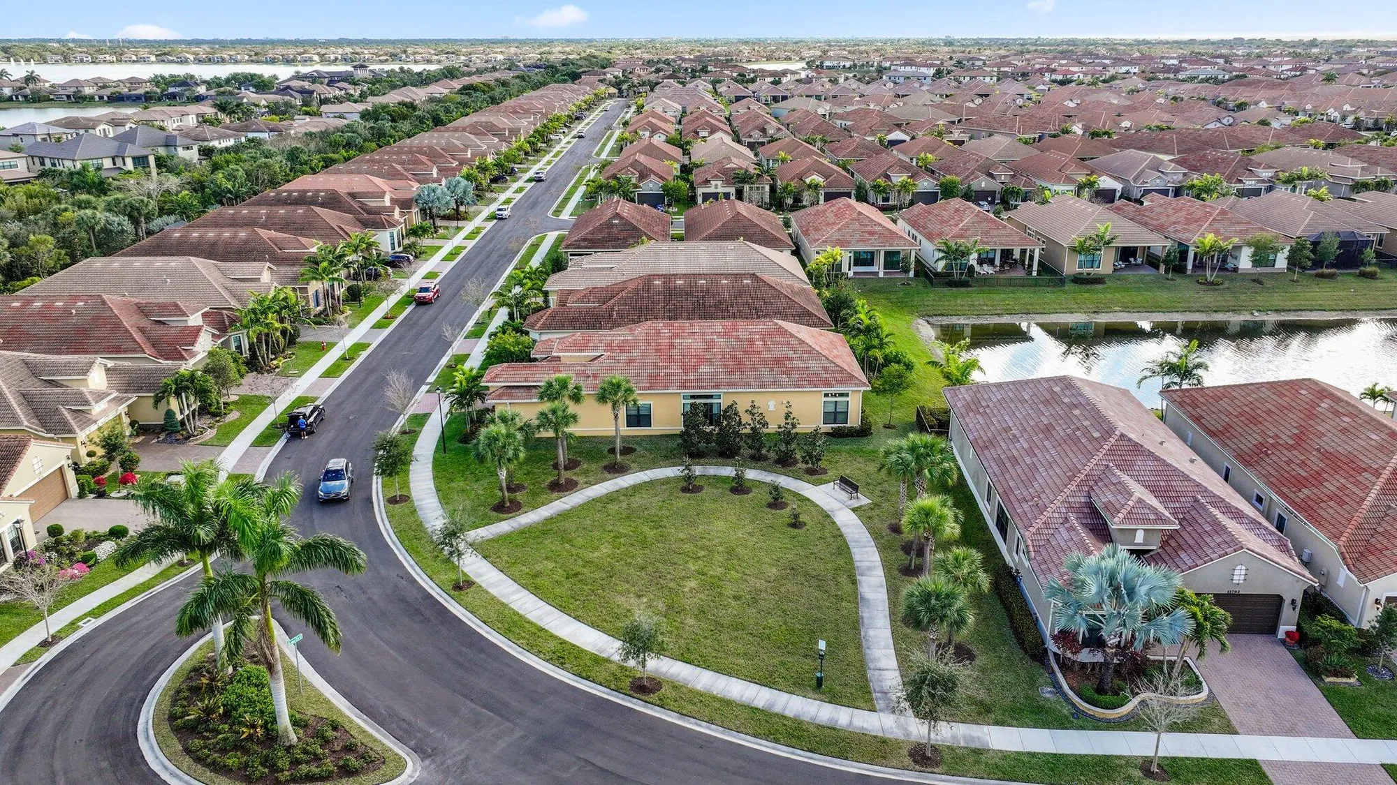 Property Slideshow image 42 of 66 | 9149 leon cir, Parkland, FL, 33076