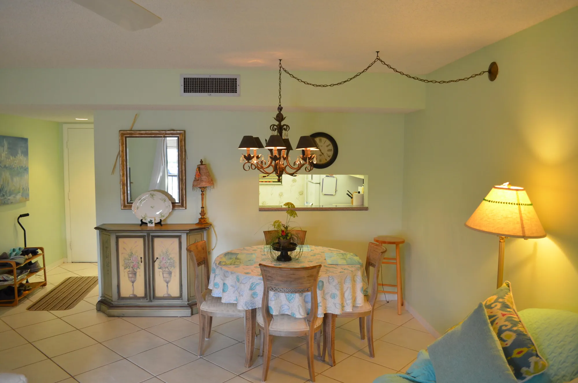 Property Slideshow image 6 of 67 | 5190 las verdes cir 224, Delray Beach, FL, 33484