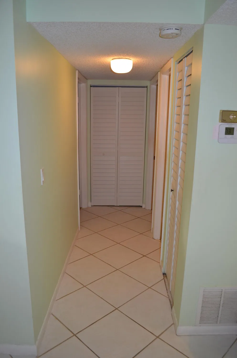 Property Slideshow image 21 of 67 | 5190 las verdes cir 224, Delray Beach, FL, 33484