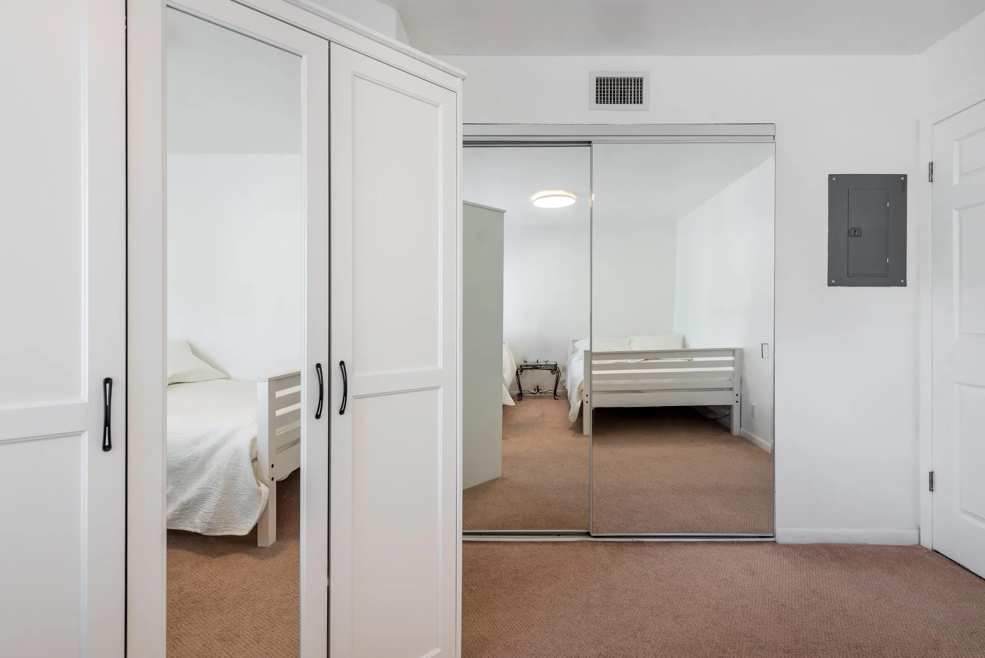 Property Slideshow image 10 of 49 | 7485 glendevon ln apt 1105, Delray Beach, FL, 33446