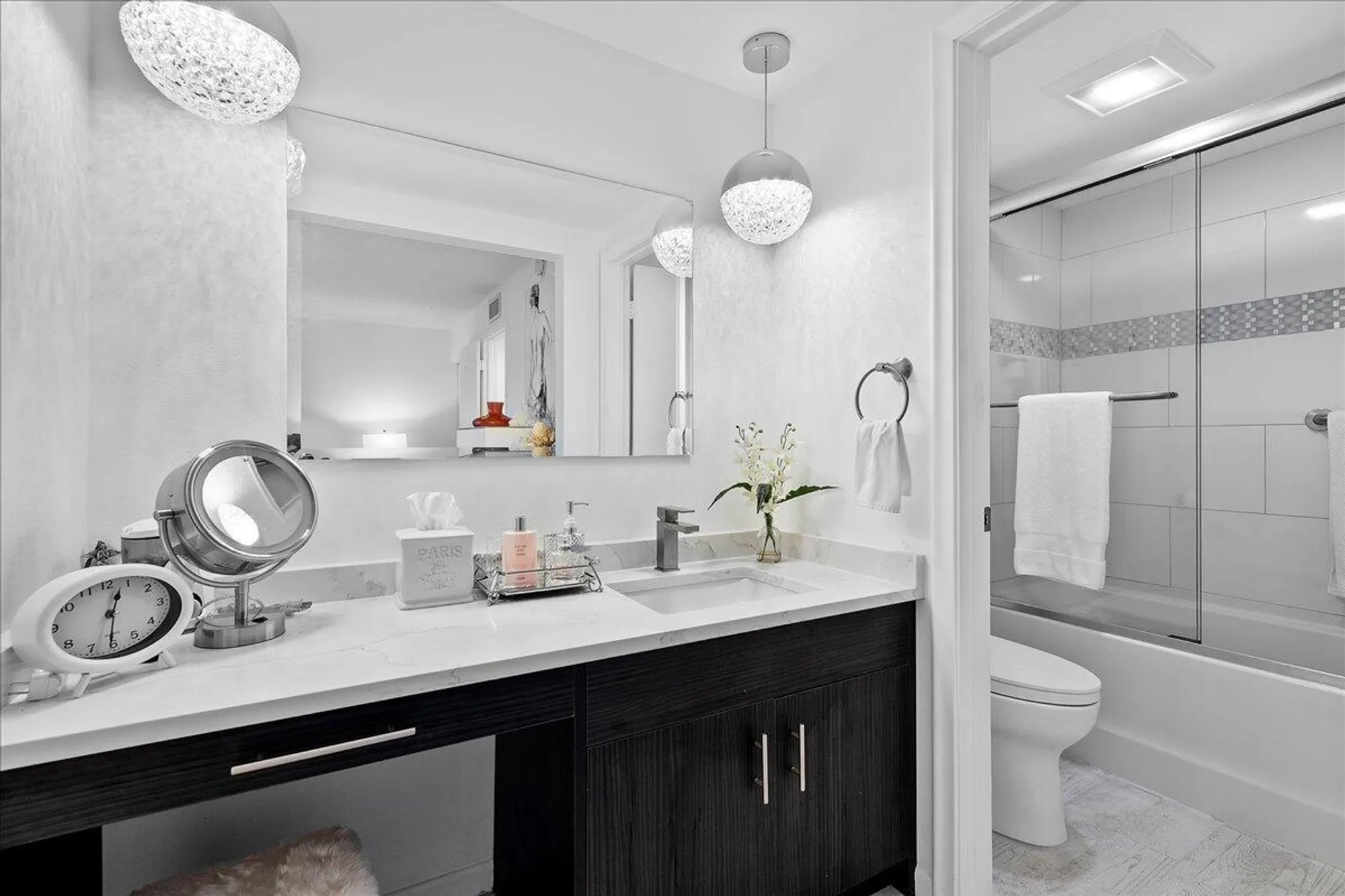 Property Slideshow image 7 of 30 | 104 wellington b, West Palm Beach, FL, 33417