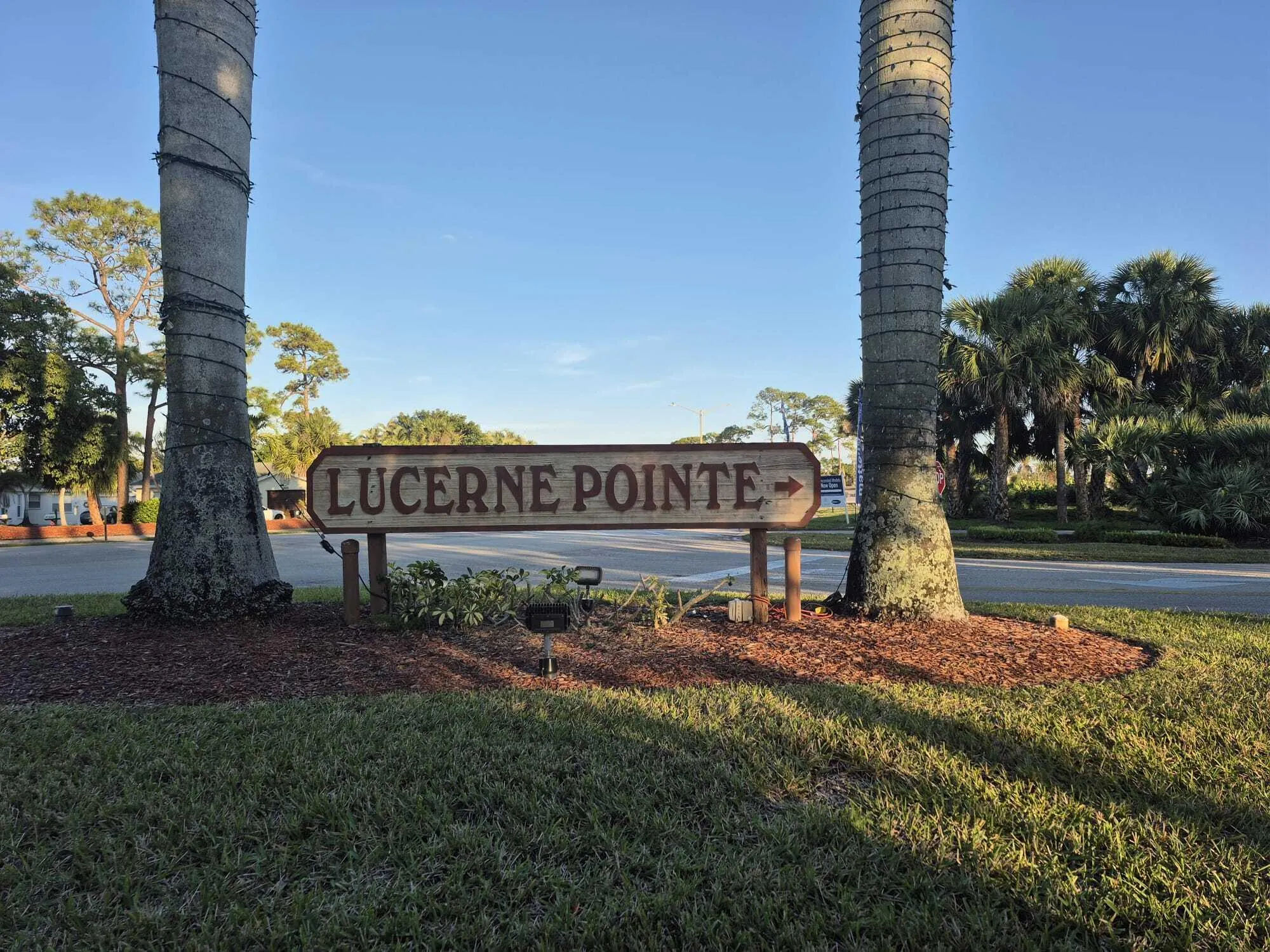 Property Slideshow image 6 of 28 | 4640 lucerne lakes blvd 304, Lake Worth, FL, 33467