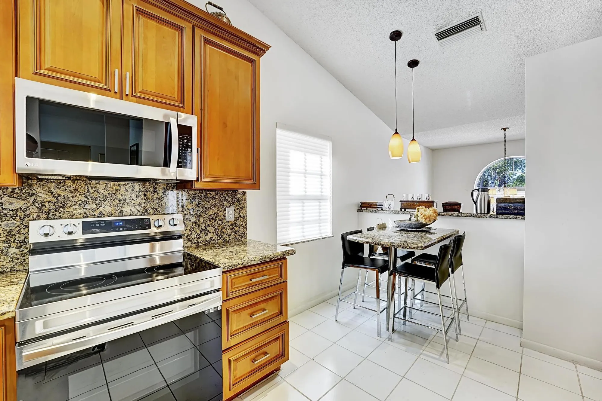 Property Slideshow image 9 of 31 | 14356 emerald lake dr 3, Delray Beach, FL, 33446