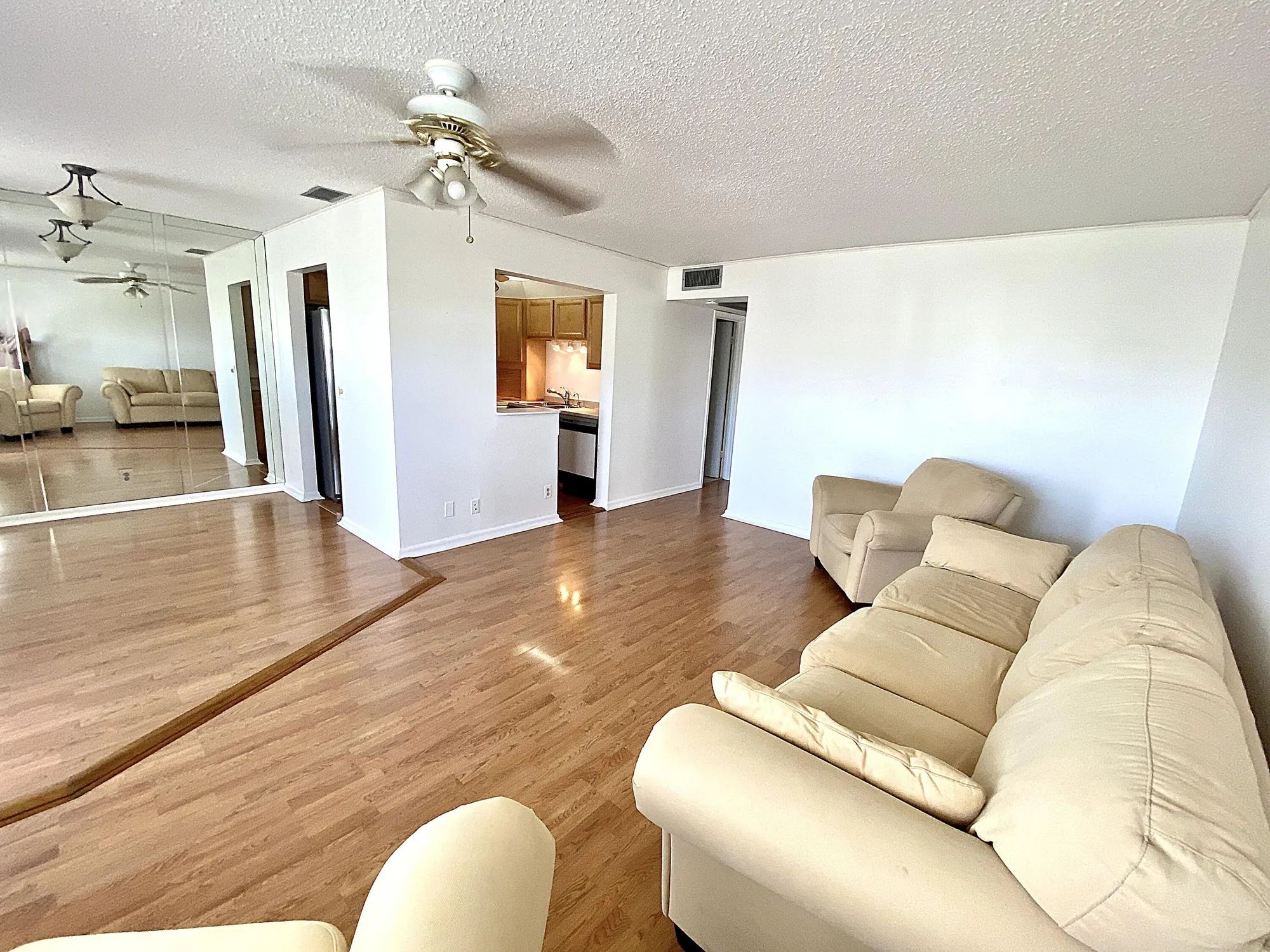 Property Slideshow image 8 of 57 | 374 markham q, Deerfield Beach, FL, 33442