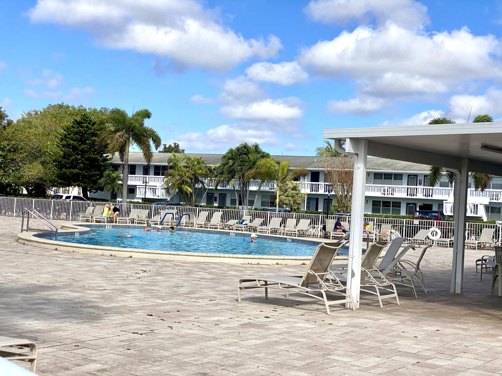 Property Slideshow image 30 of 57 | 374 markham q, Deerfield Beach, FL, 33442