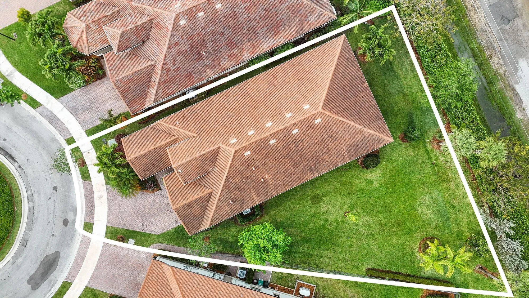 Property Slideshow image 2 of 45 | 9657 kalmar cir, Parkland, FL, 33076