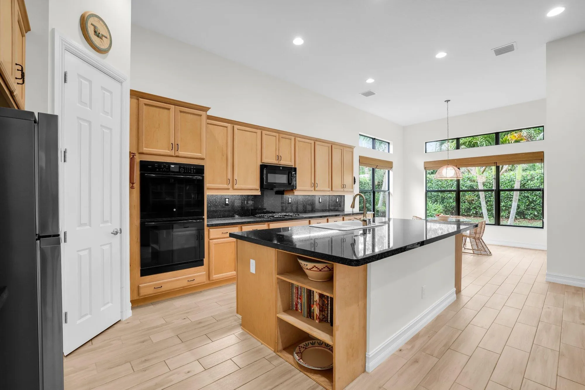 Property Slideshow image 11 of 45 | 9657 kalmar cir, Parkland, FL, 33076