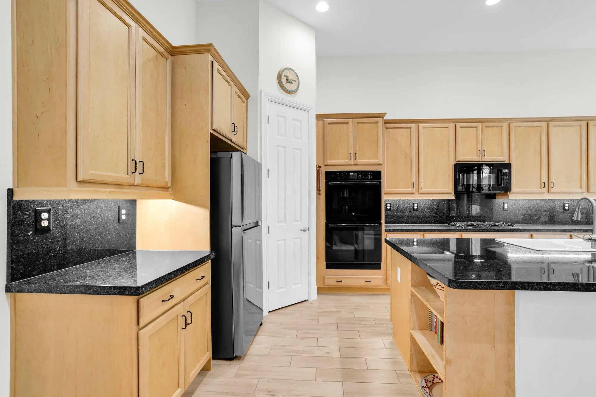 Property Slideshow image 14 of 45 | 9657 kalmar cir, Parkland, FL, 33076