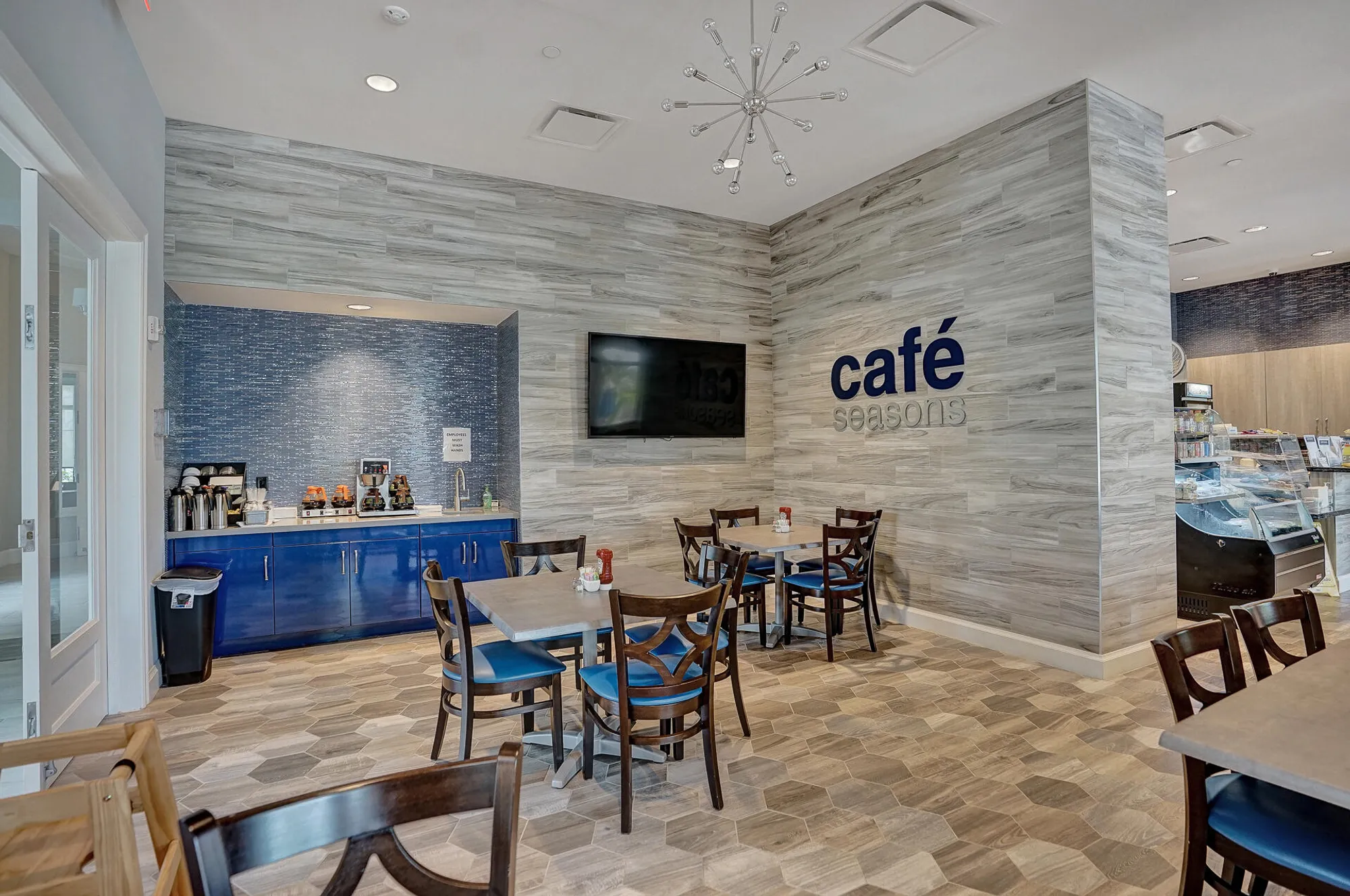 Property Slideshow image 39 of 45 | 9657 kalmar cir, Parkland, FL, 33076