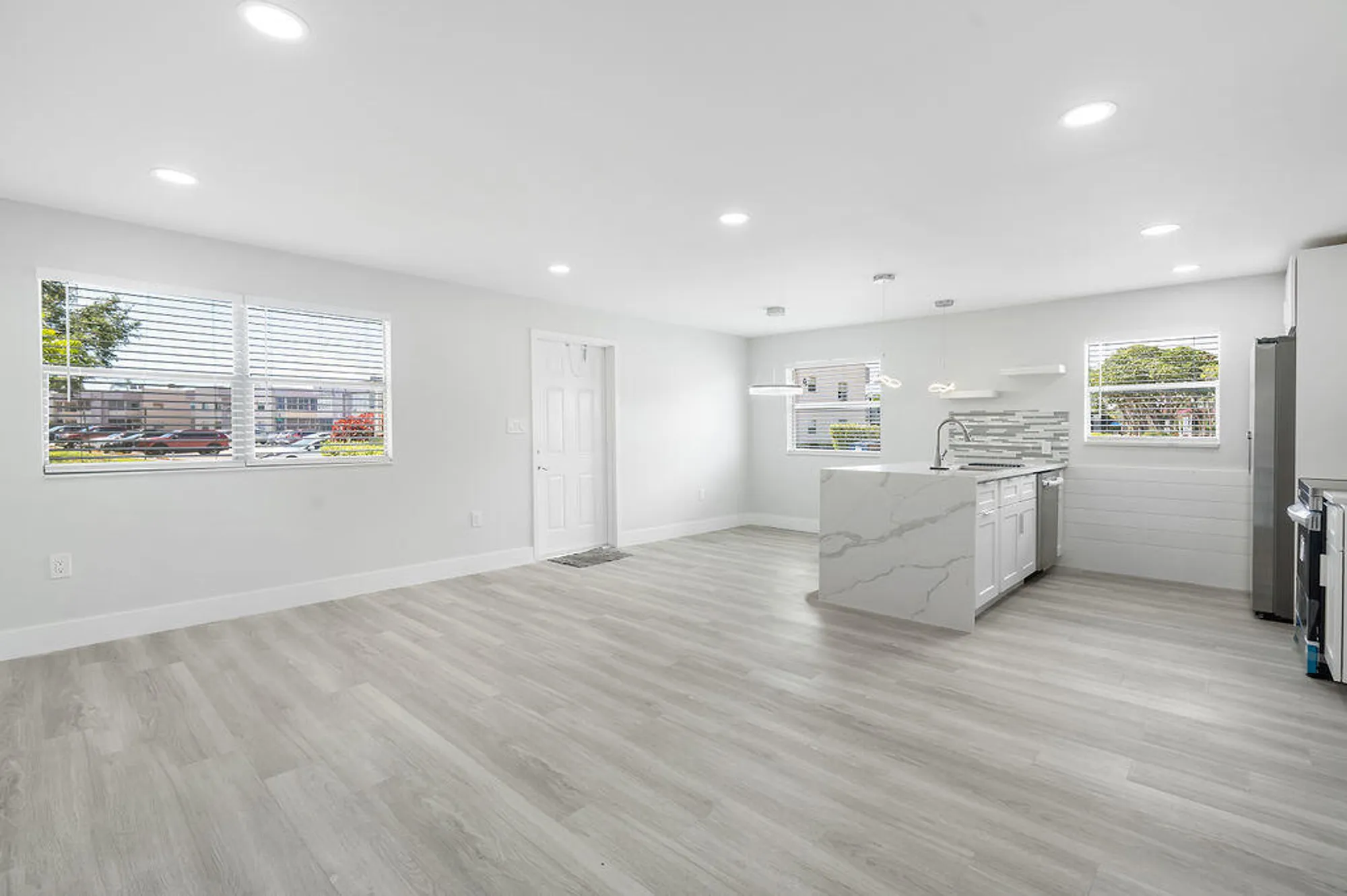 Property Slideshow image 3 of 26 | 385 flanders i i, Delray Beach, FL, 33484