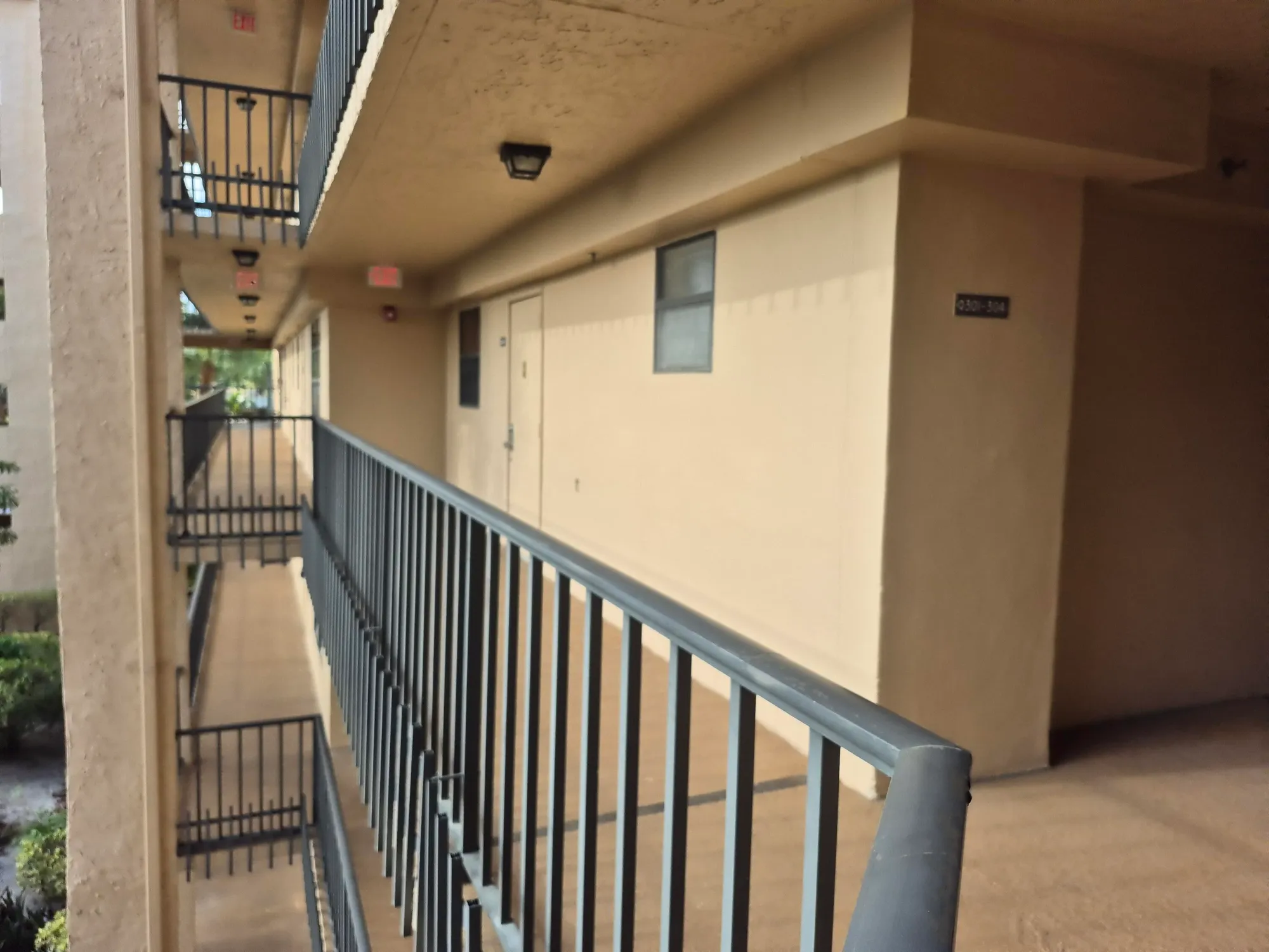 Property Slideshow image 16 of 28 | 4640 lucerne lakes blvd 304, Lake Worth, FL, 33467