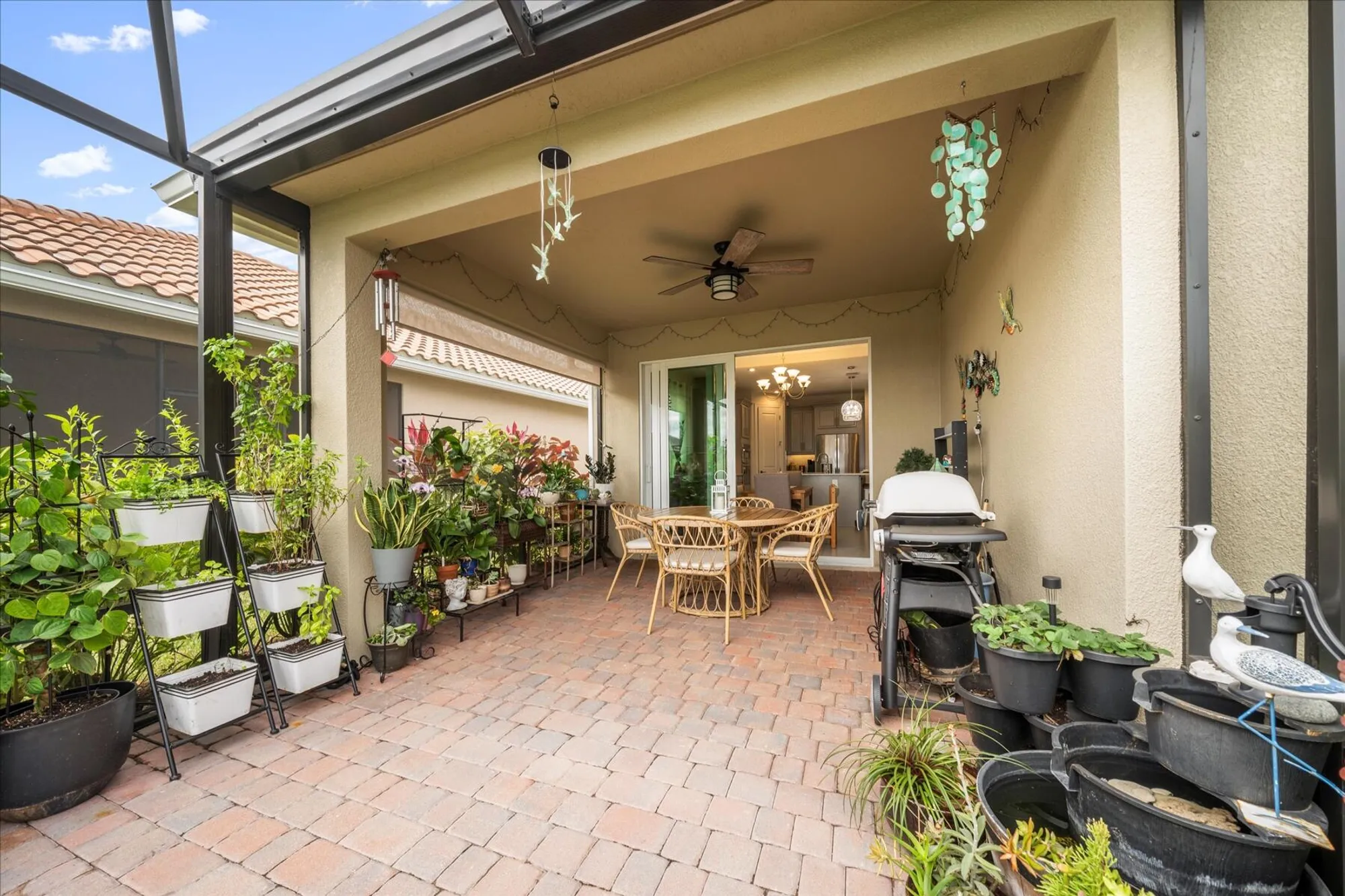 Property Slideshow image 19 of 34 | 9597 sw royal poinciana dr, Port Saint Lucie, FL, 34987