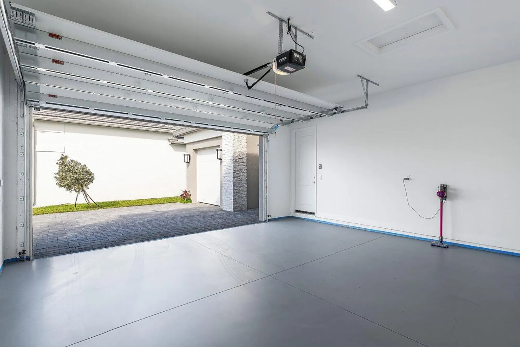 Property Slideshow image 34 of 54 | 11002 violet meadow st, Boynton Beach, FL, 33473