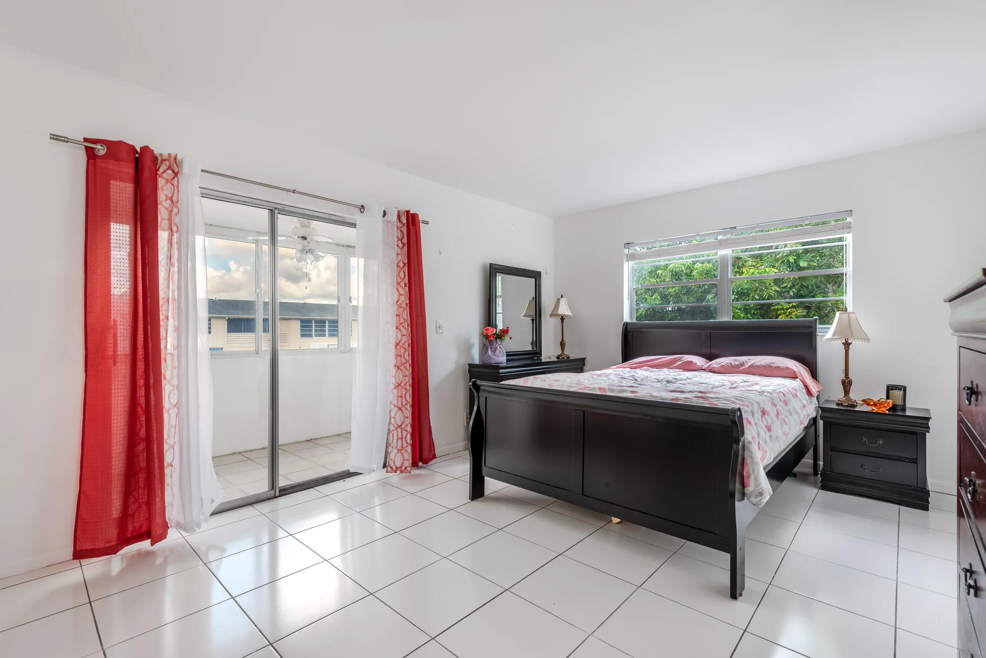 Property Slideshow image 15 of 36 | 122 bedford e unit e, West Palm Beach, FL, 33417