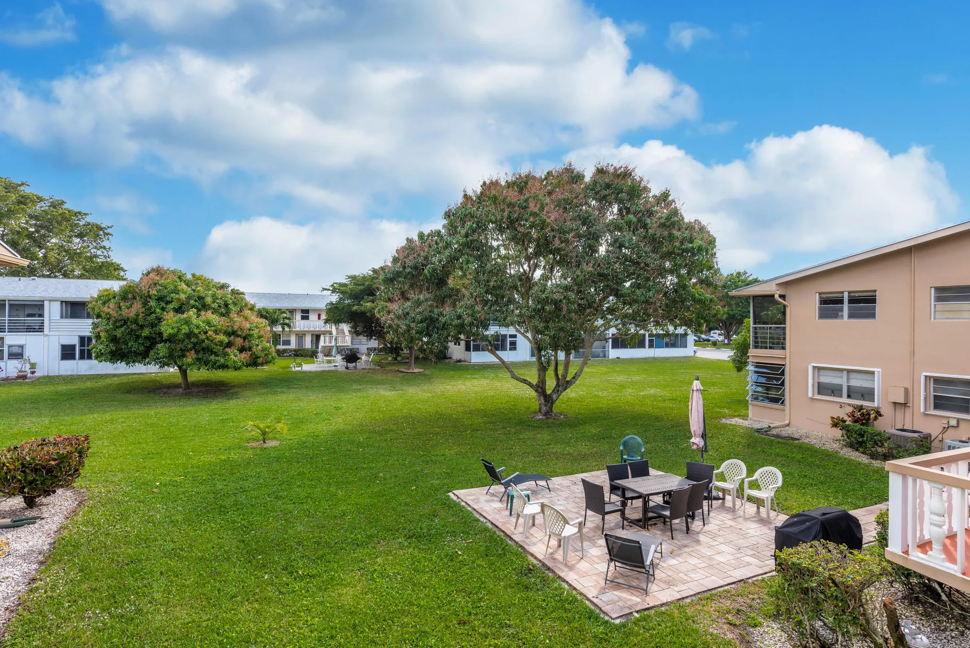 Property Slideshow image 22 of 36 | 122 bedford e unit e, West Palm Beach, FL, 33417