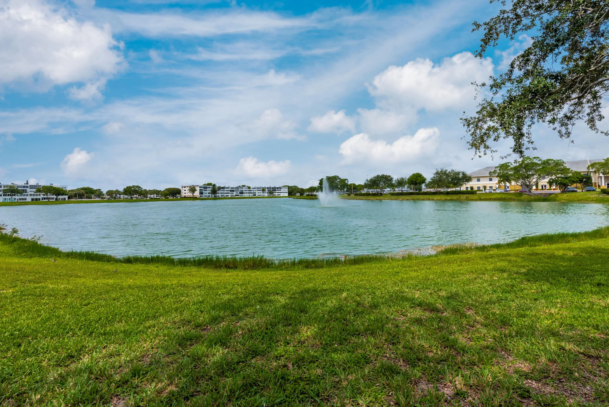 Property Slideshow image 31 of 36 | 122 bedford e unit e, West Palm Beach, FL, 33417