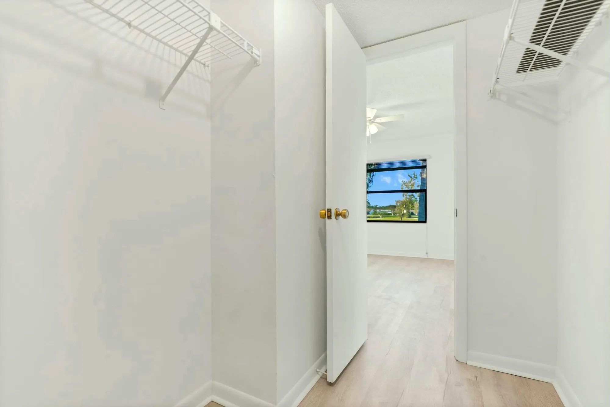 Property Slideshow image 13 of 31 | 7185 golf colony ct 206, Lake Worth, FL, 33467