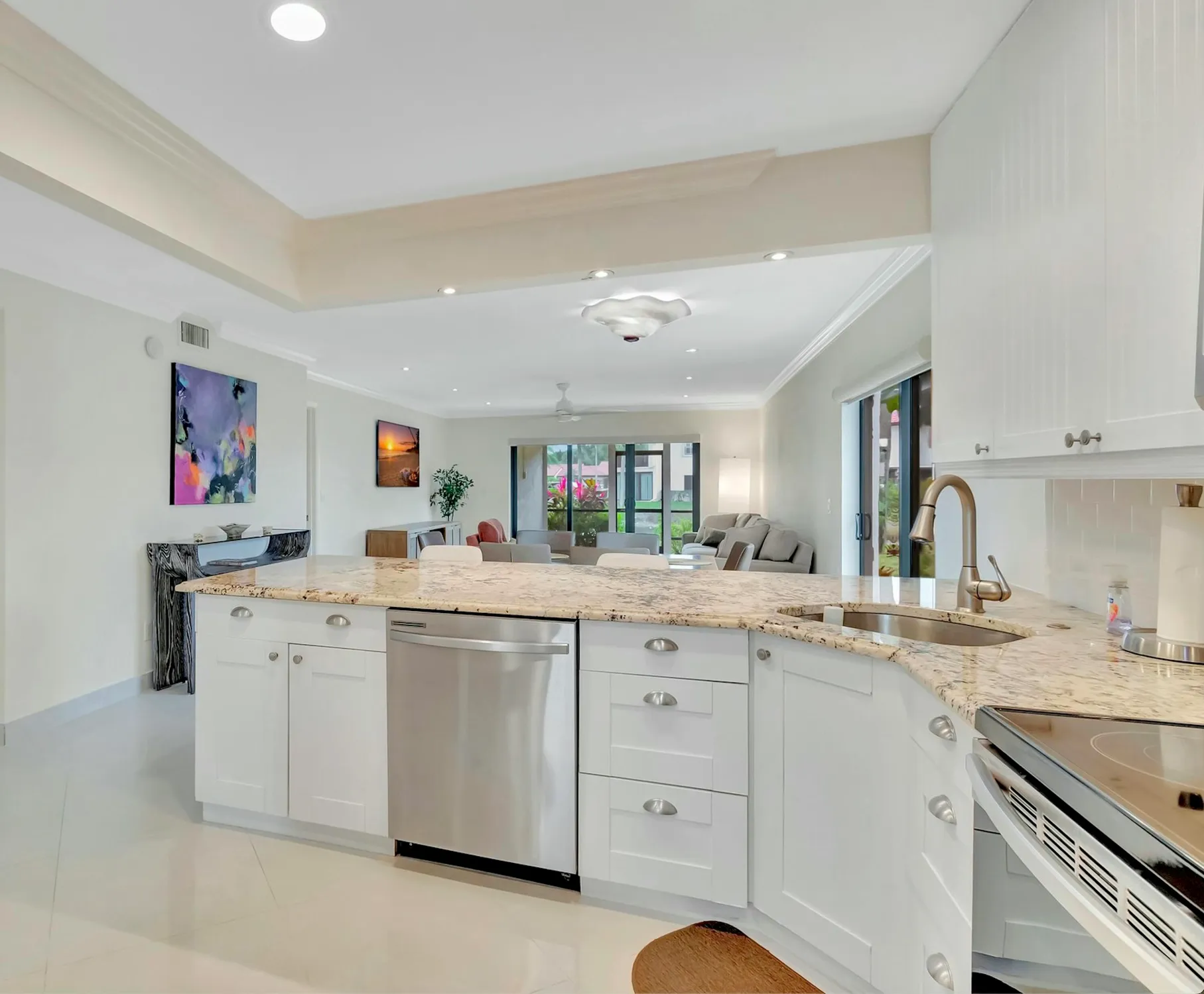 Property Slideshow image 1 of 37 | 7898 eastlake dr apt 7g, Boca Raton, FL, 33433