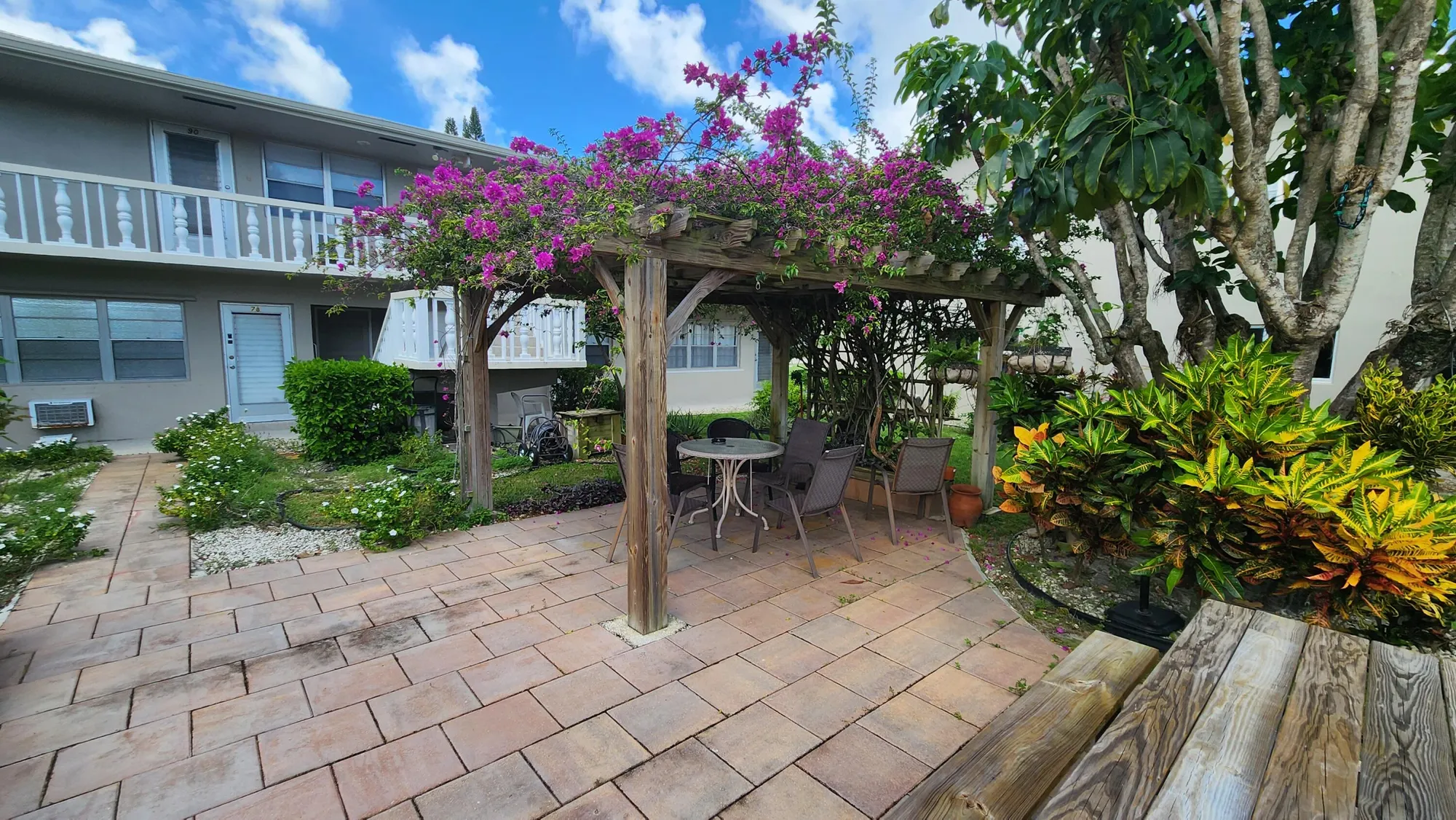 Property Slideshow image 22 of 23 | 91 coventry d, West Palm Beach, FL, 33417