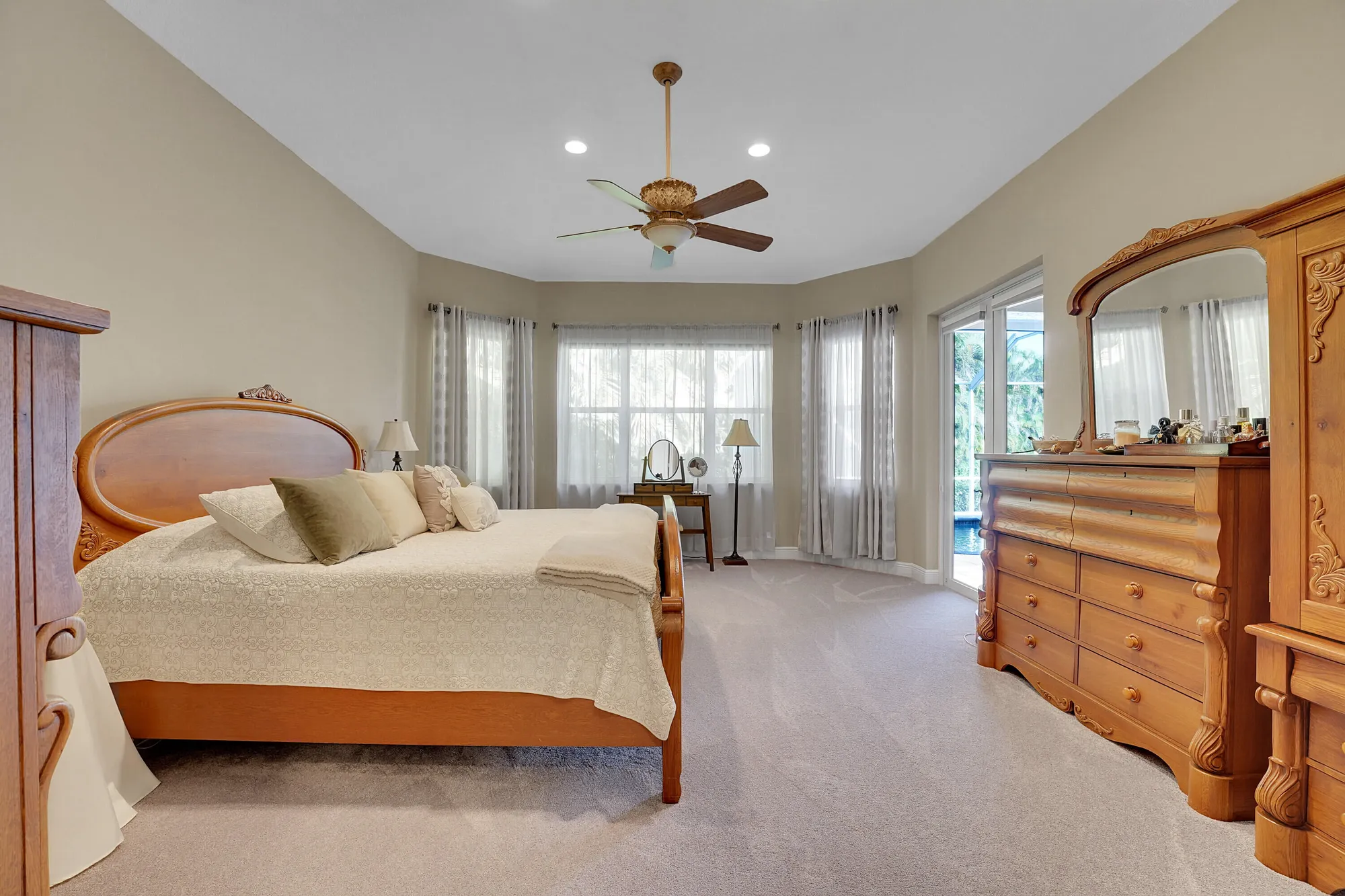 Property Slideshow image 20 of 62 | 9402 pinebark ct, Fort Pierce, FL, 34951