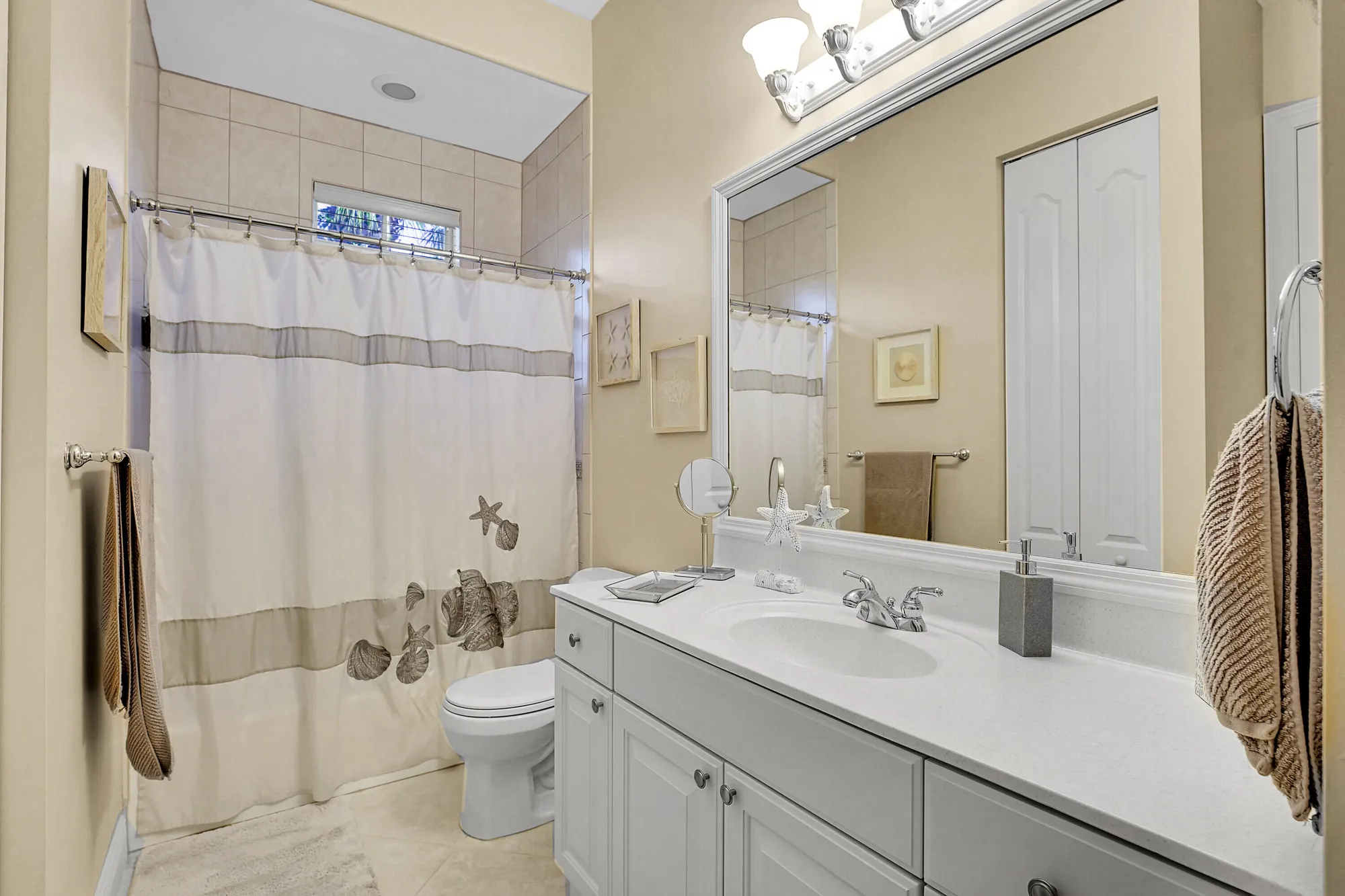 Property Slideshow image 29 of 62 | 9402 pinebark ct, Fort Pierce, FL, 34951