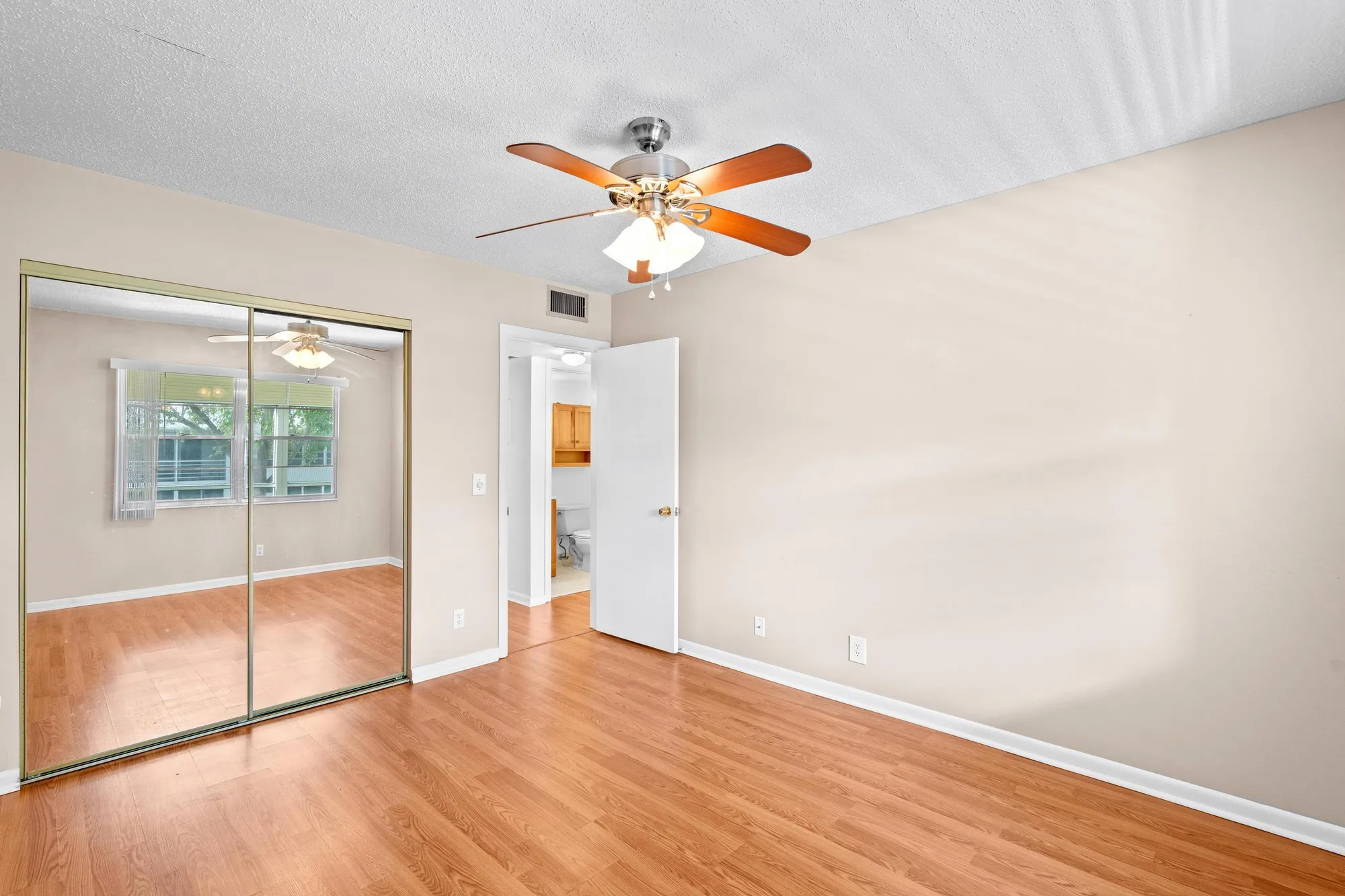 Property Slideshow image 17 of 33 | 54 newport c # 54, Deerfield Beach, FL, 33442