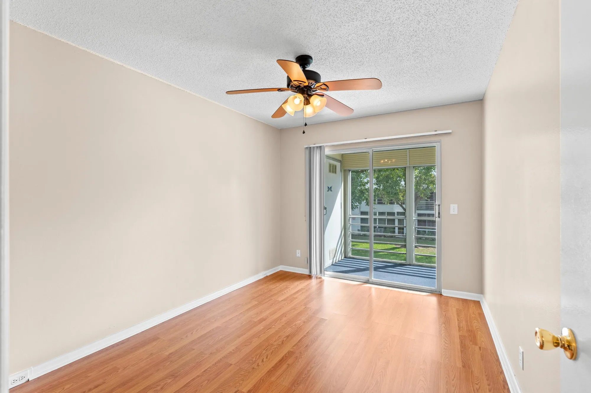 Property Slideshow image 16 of 33 | 54 newport c # 54, Deerfield Beach, FL, 33442