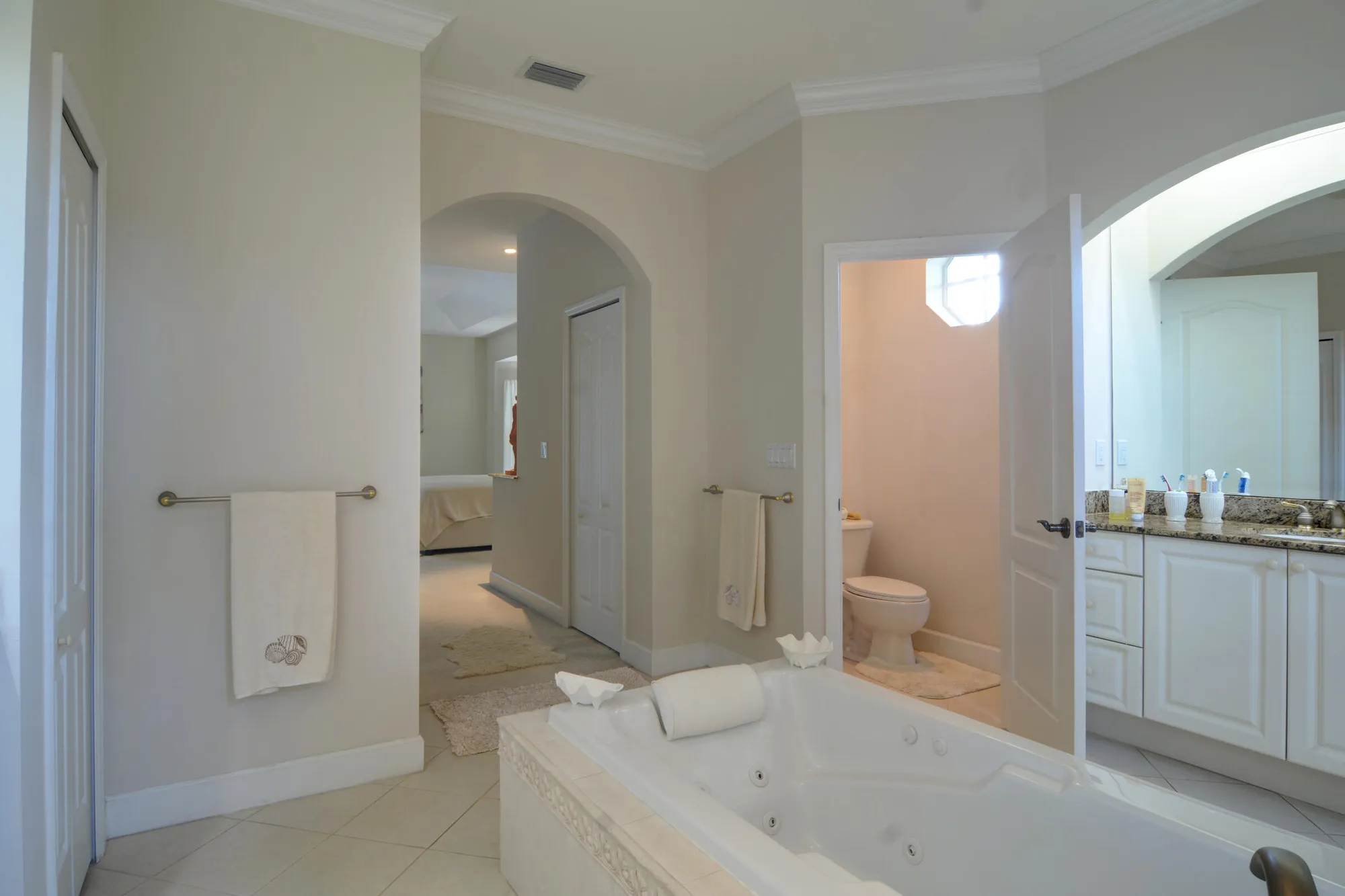 Property Slideshow image 33 of 46 | 9413 pinebark ct, Fort Pierce, FL, 34951