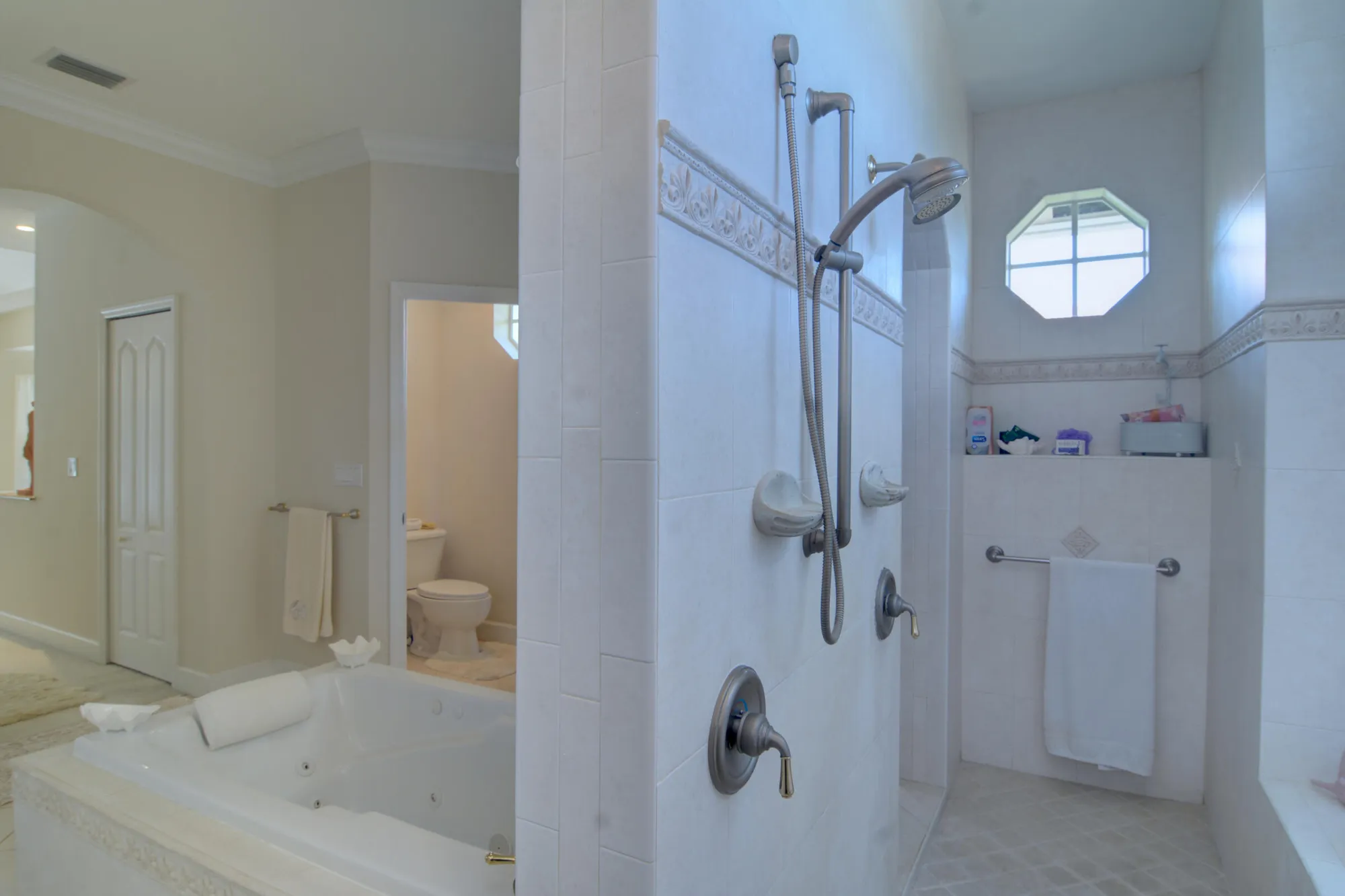 Property Slideshow image 34 of 46 | 9413 pinebark ct, Fort Pierce, FL, 34951