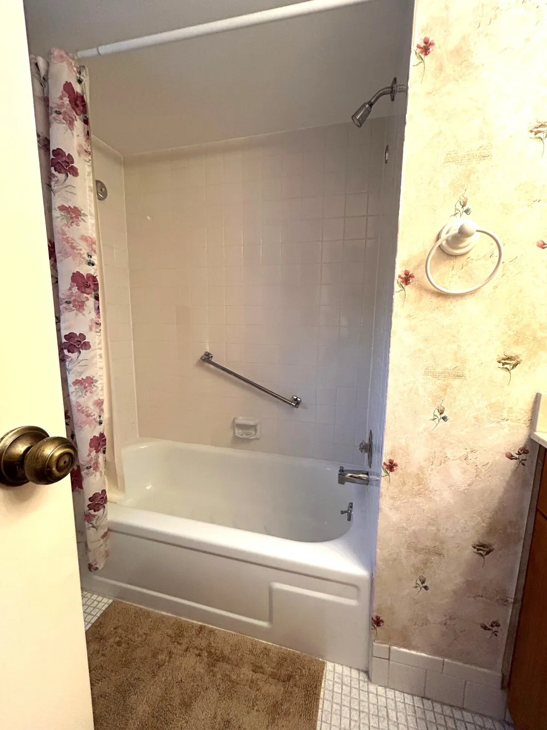 Property Slideshow image 28 of 42 | 3951 via poinciana apt 412, Lake Worth, FL, 33467