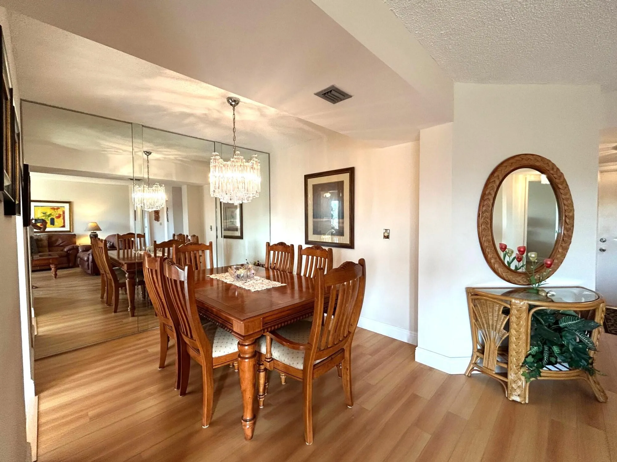 Property Slideshow image 8 of 42 | 3951 via poinciana apt 412, Lake Worth, FL, 33467