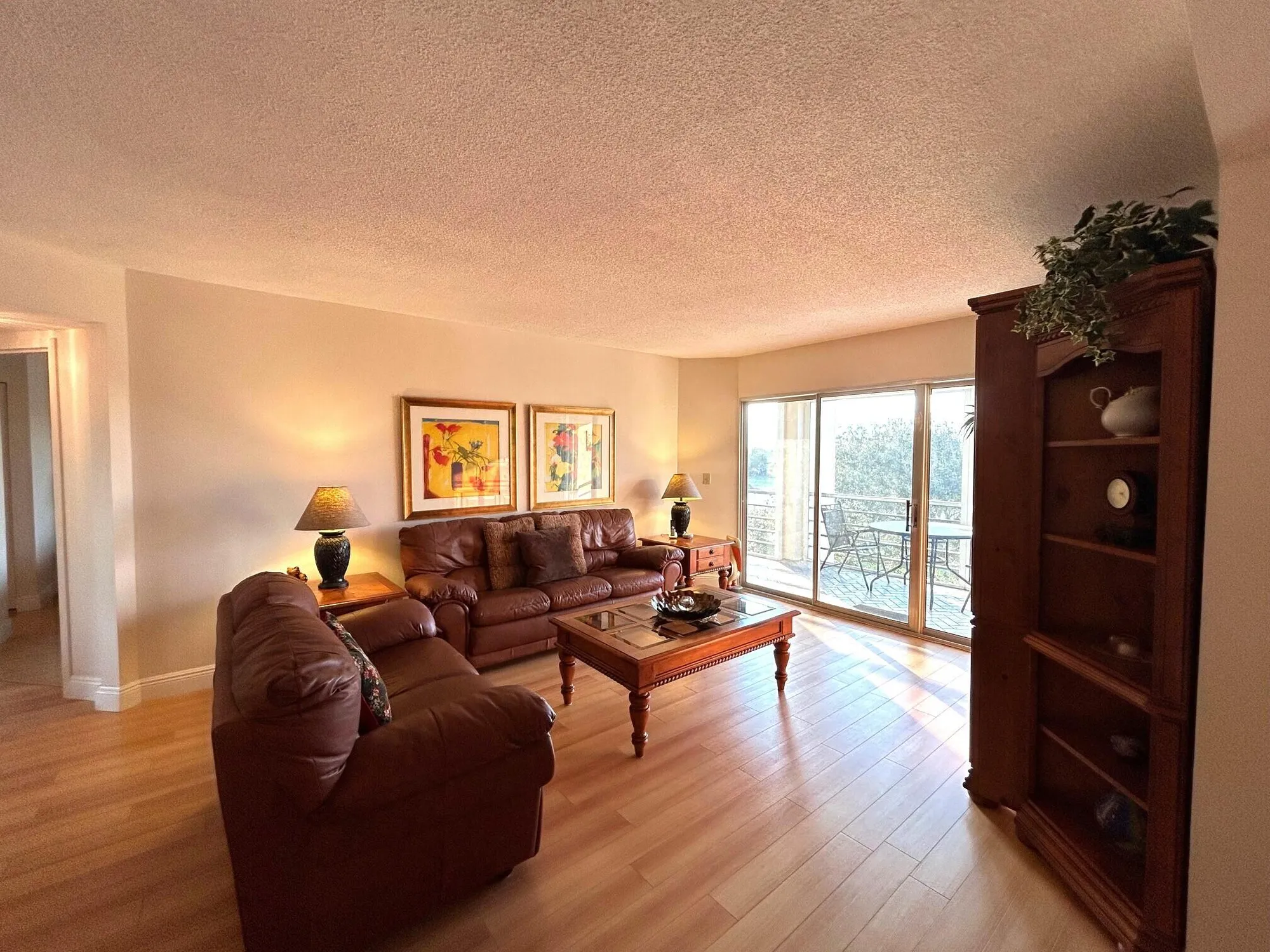 Property Slideshow image 11 of 42 | 3951 via poinciana apt 412, Lake Worth, FL, 33467