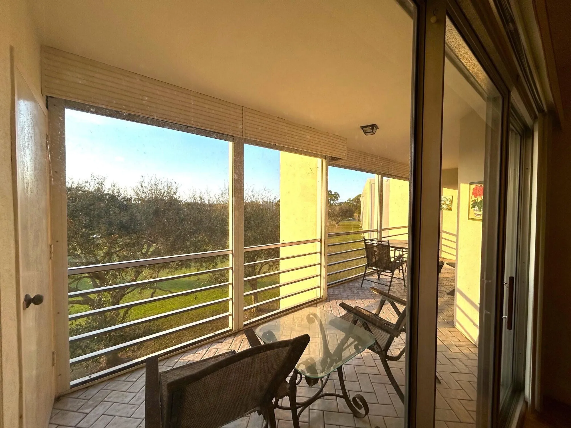 Property Slideshow image 18 of 42 | 3951 via poinciana apt 412, Lake Worth, FL, 33467